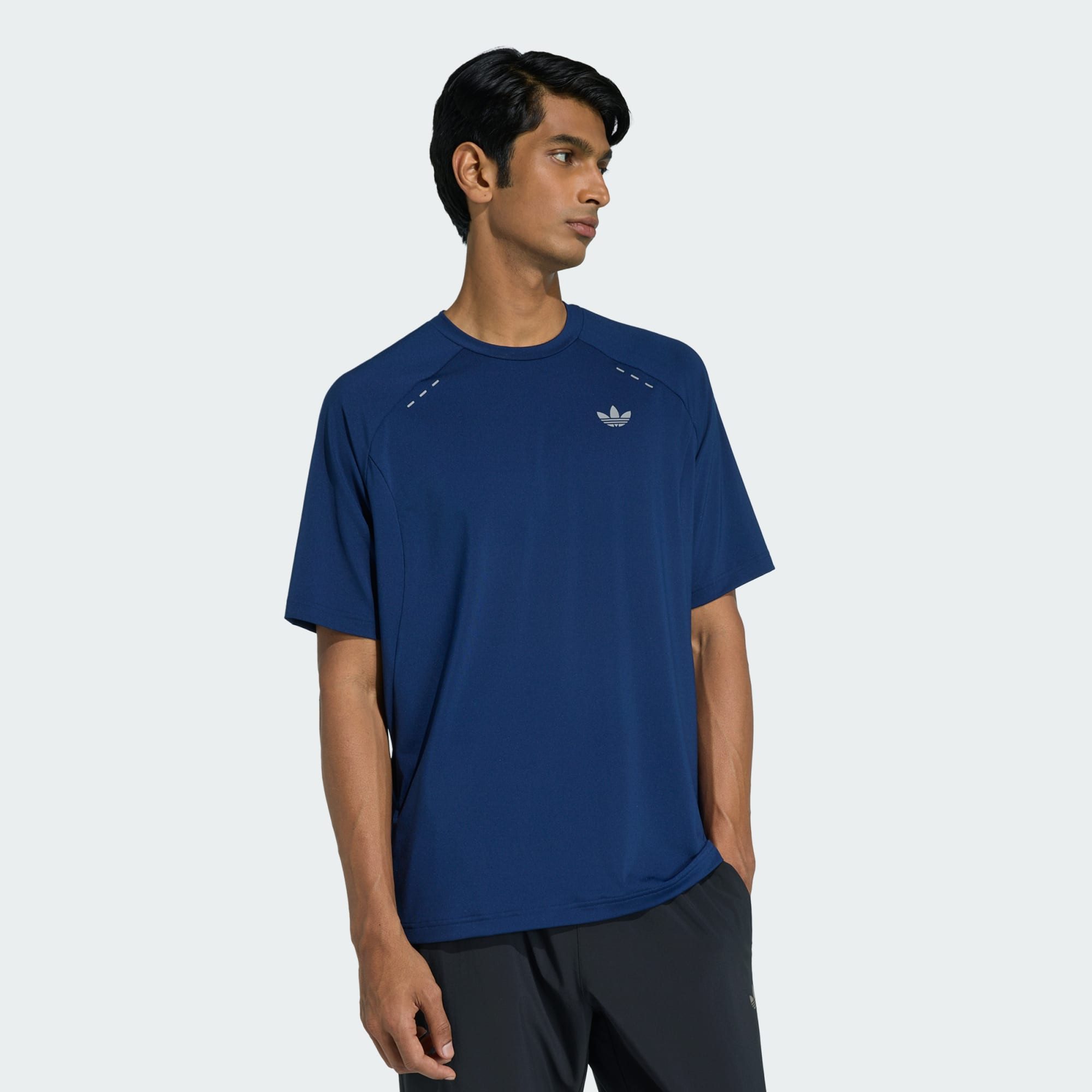 adidas Originals T-Shirt TECH TREFOIL ESSENTIALS POLYESTER T-SHIRT (1-tlg)