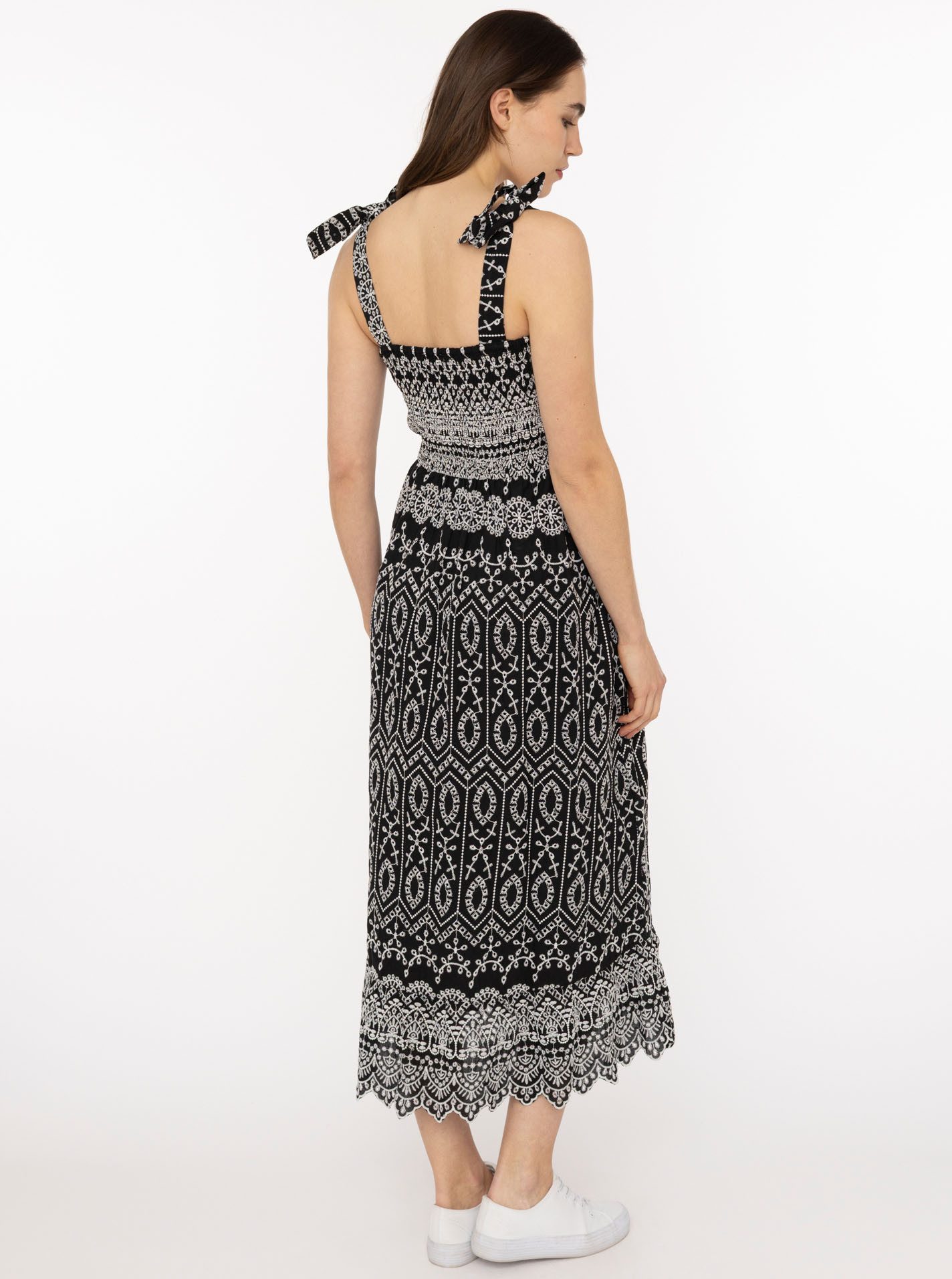 Zwillingsherz Maxikleid "Lochstickerei" knöchellang, mit verstellbaren Trägern, Lochspitze