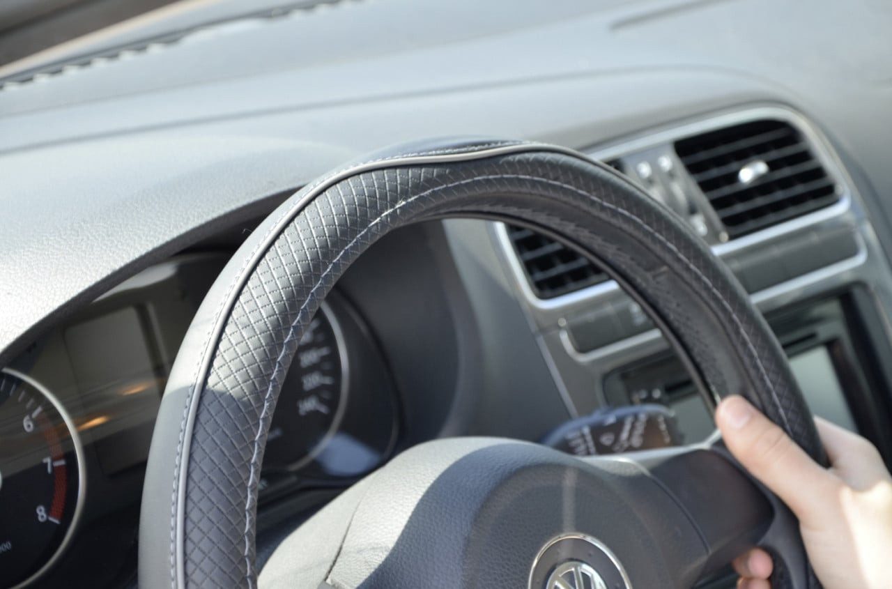 Cartrend Lenkradbezug Cartrend Lenkradhülle Performance grau