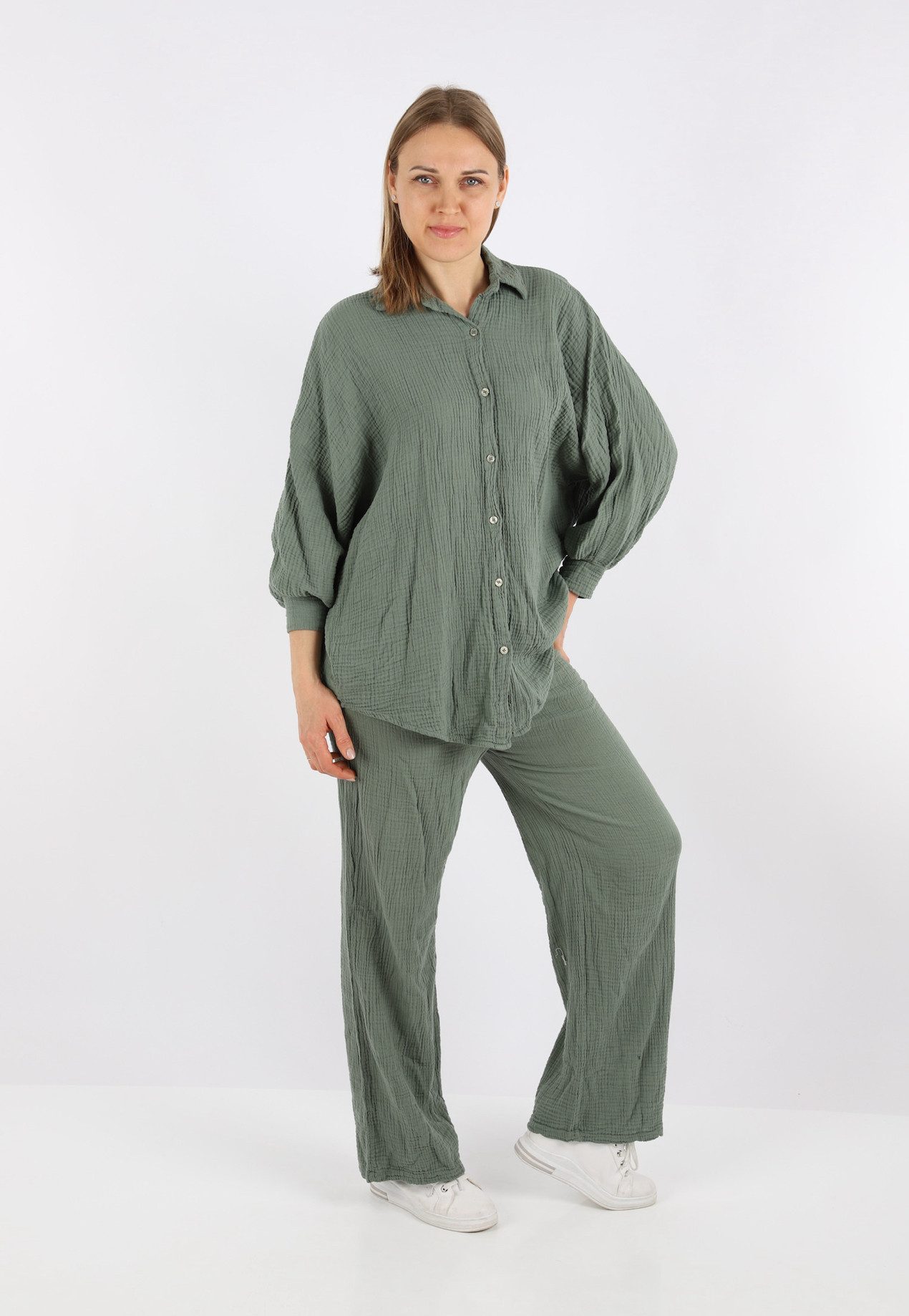 HELLO MISS Freizeitanzug Musselin Zweiteiler Set mit Regulär Fit Hemd und Hose Drop Schoulder, in Unifarbe