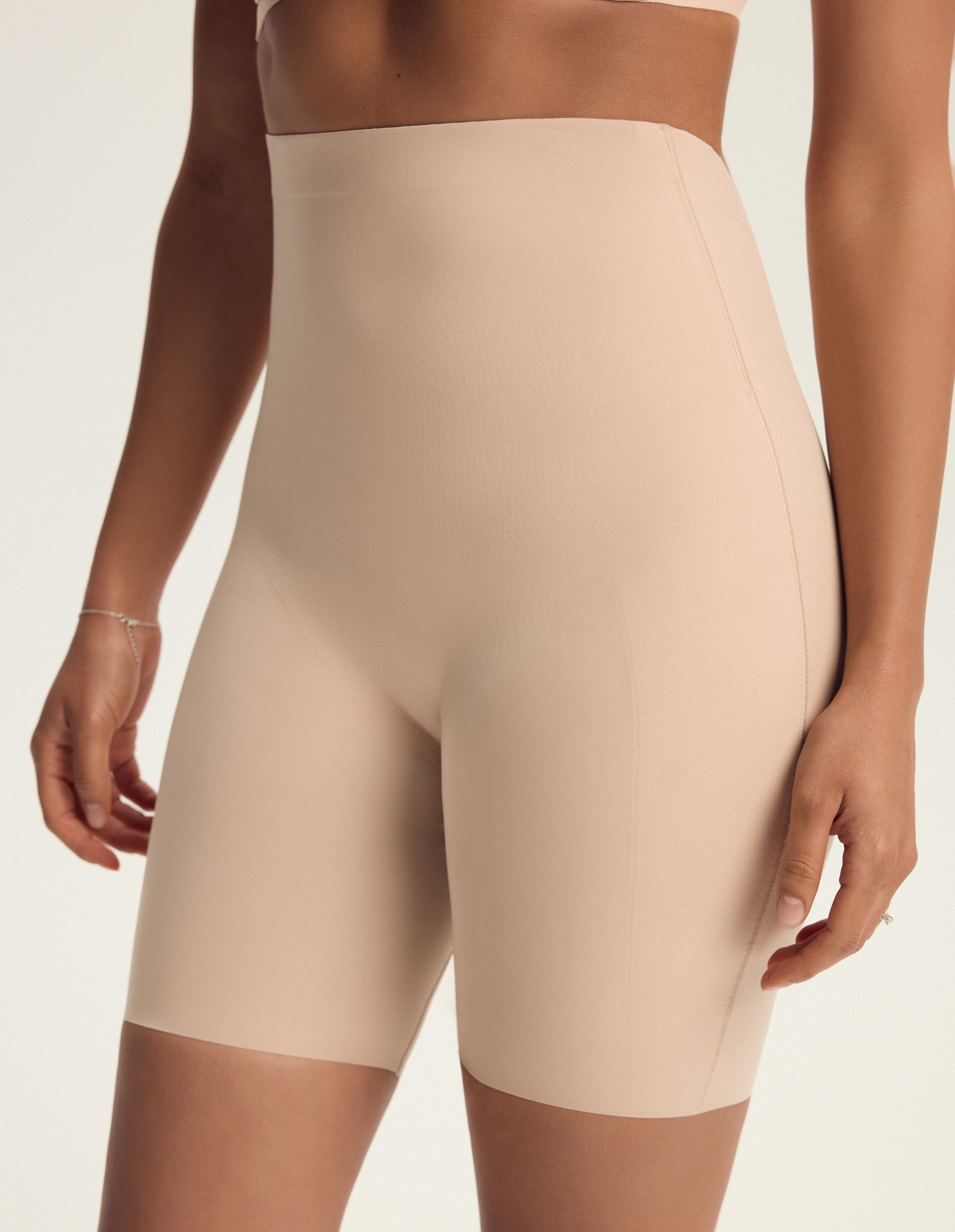 ESOTIQ Miederhose Miederhose mit Bein Smooth, starker Shaping Effekt, nahtlos
