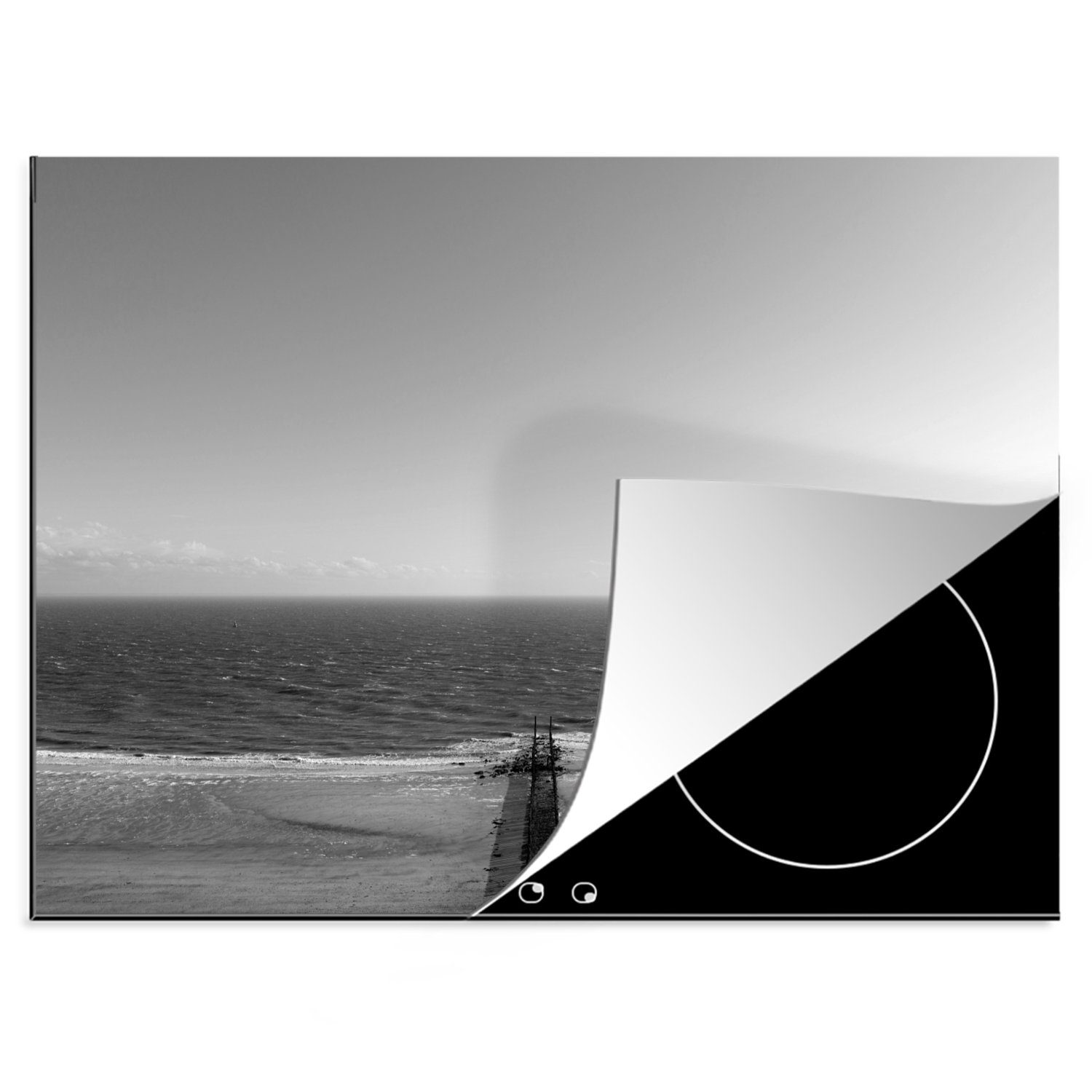 Mobile von MuchoWow cm, schwarz-weiß, Vinyl, tlg), entlang Schiff (1 Herdblende-/Abdeckplatte Strand Zoutelande segelt Arbeitsfläche Ein - Ceranfeldabdeckung am nutzbar, 70x52