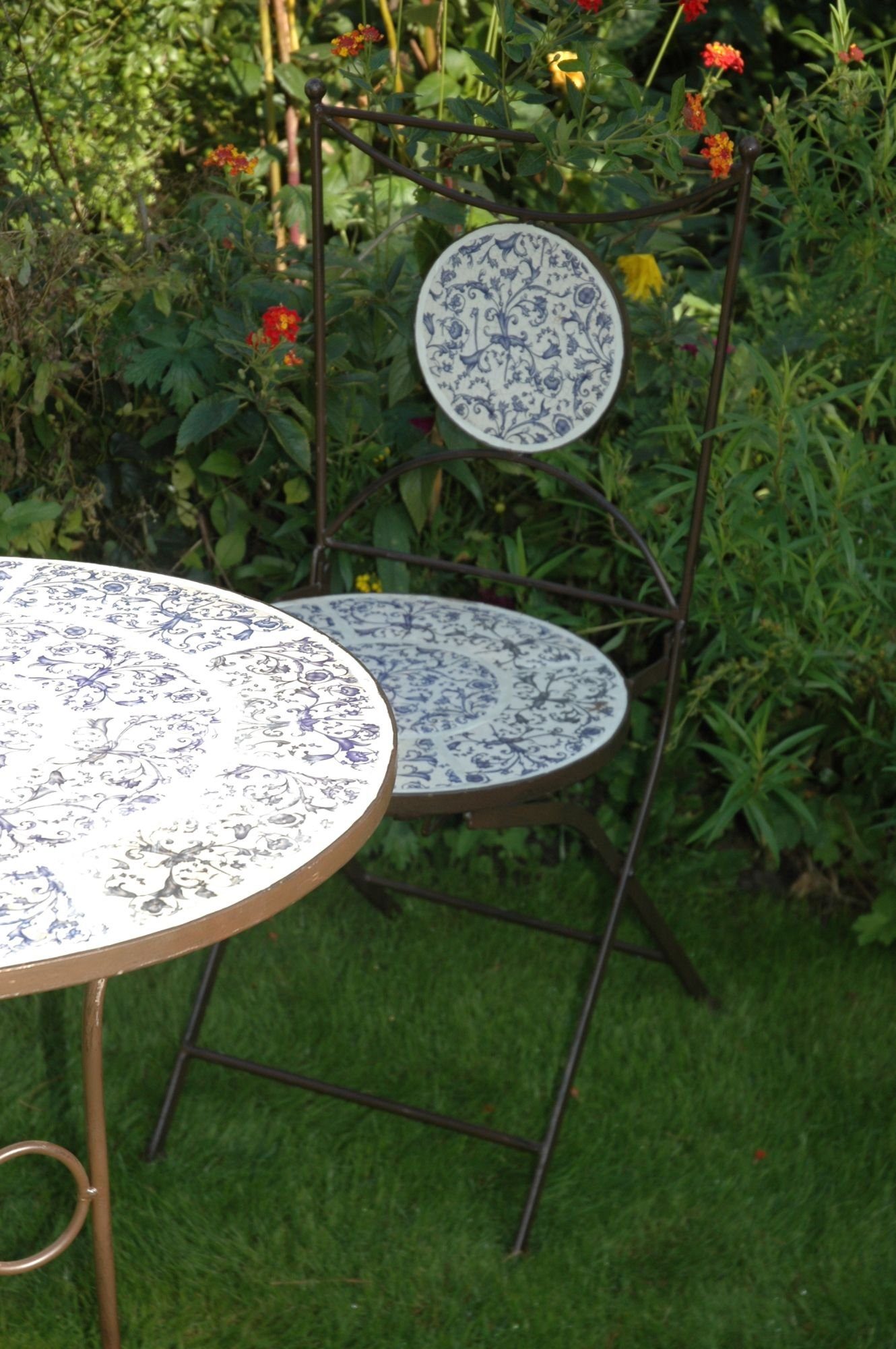Esschert Design BV Gartentisch aus mit Gestell (1-St), Oberfläche, Bistrotisch Keramik Metall