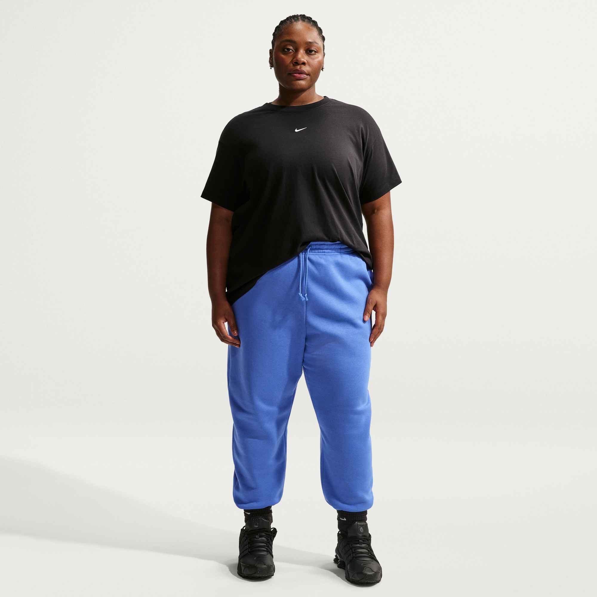 Nike Sportswear T-Shirt W NSW CLASSIC SS TEE für sportliche Aktivitäten, in großen Größen erhältlich
