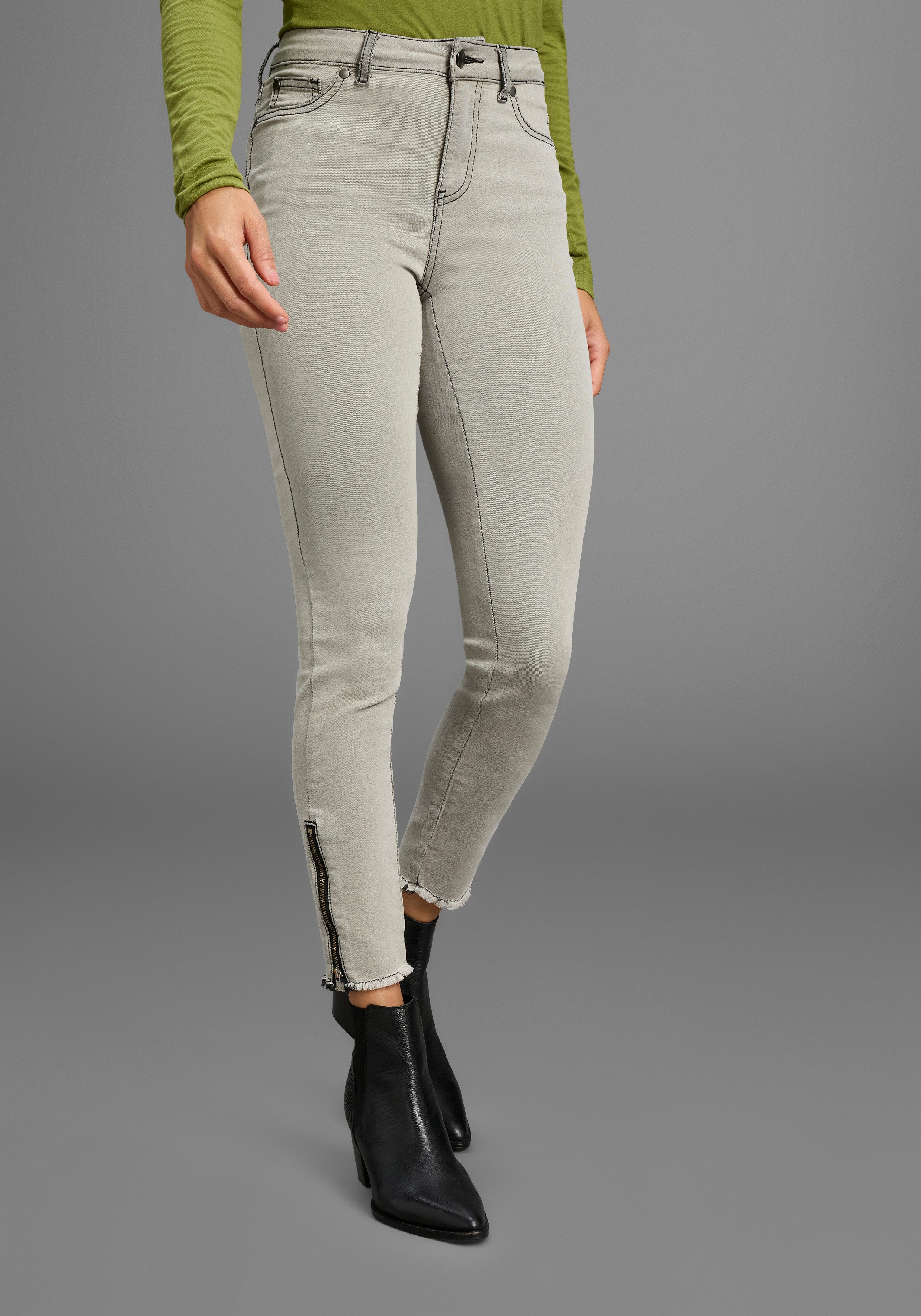 Arizona 5-Pocket-Jeans schmale, knöchelfreie Beinlänge, normale Leibhöhe, Slim Fit