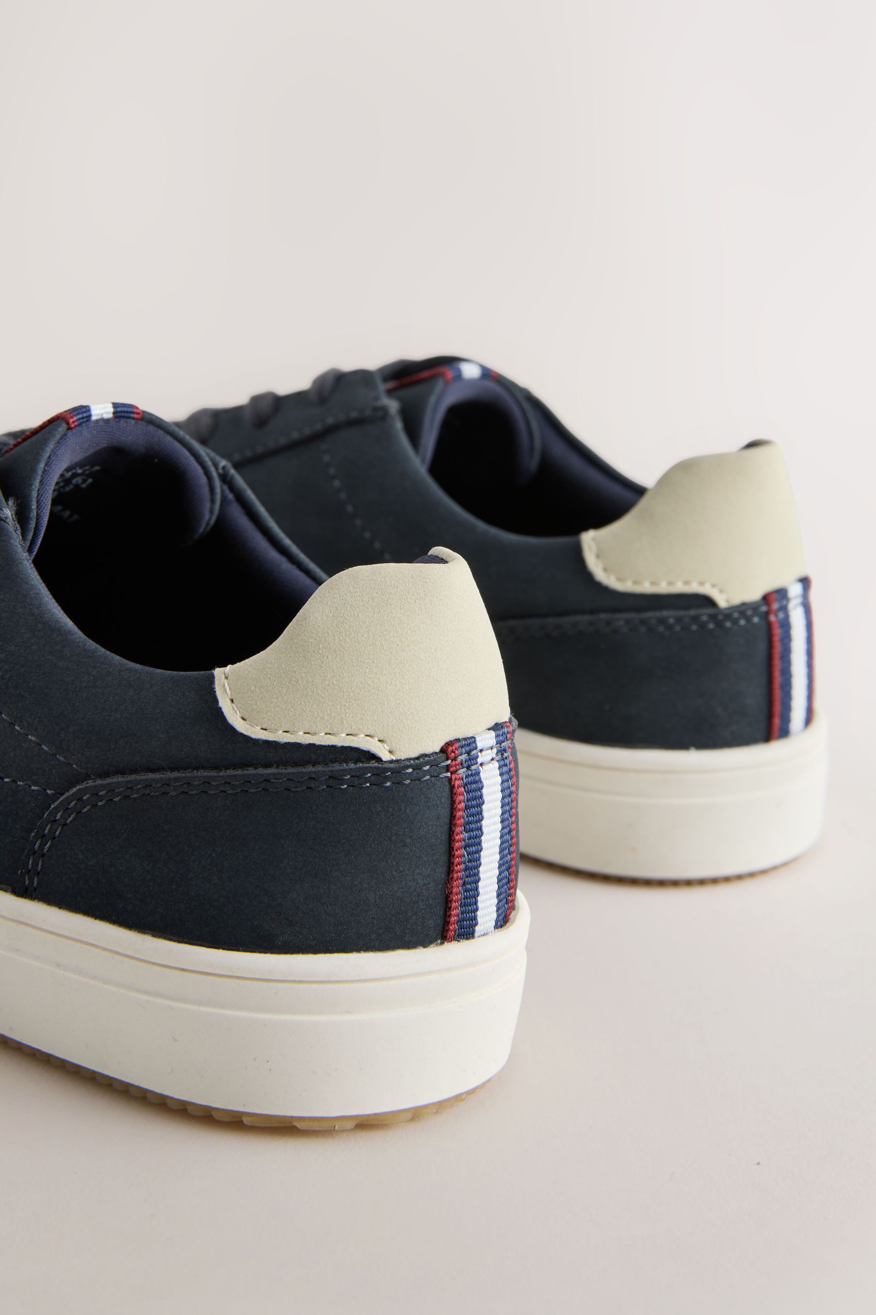 Next Elegante Sneaker zum Schnüren Schnürschuh – Bild 4 von 5