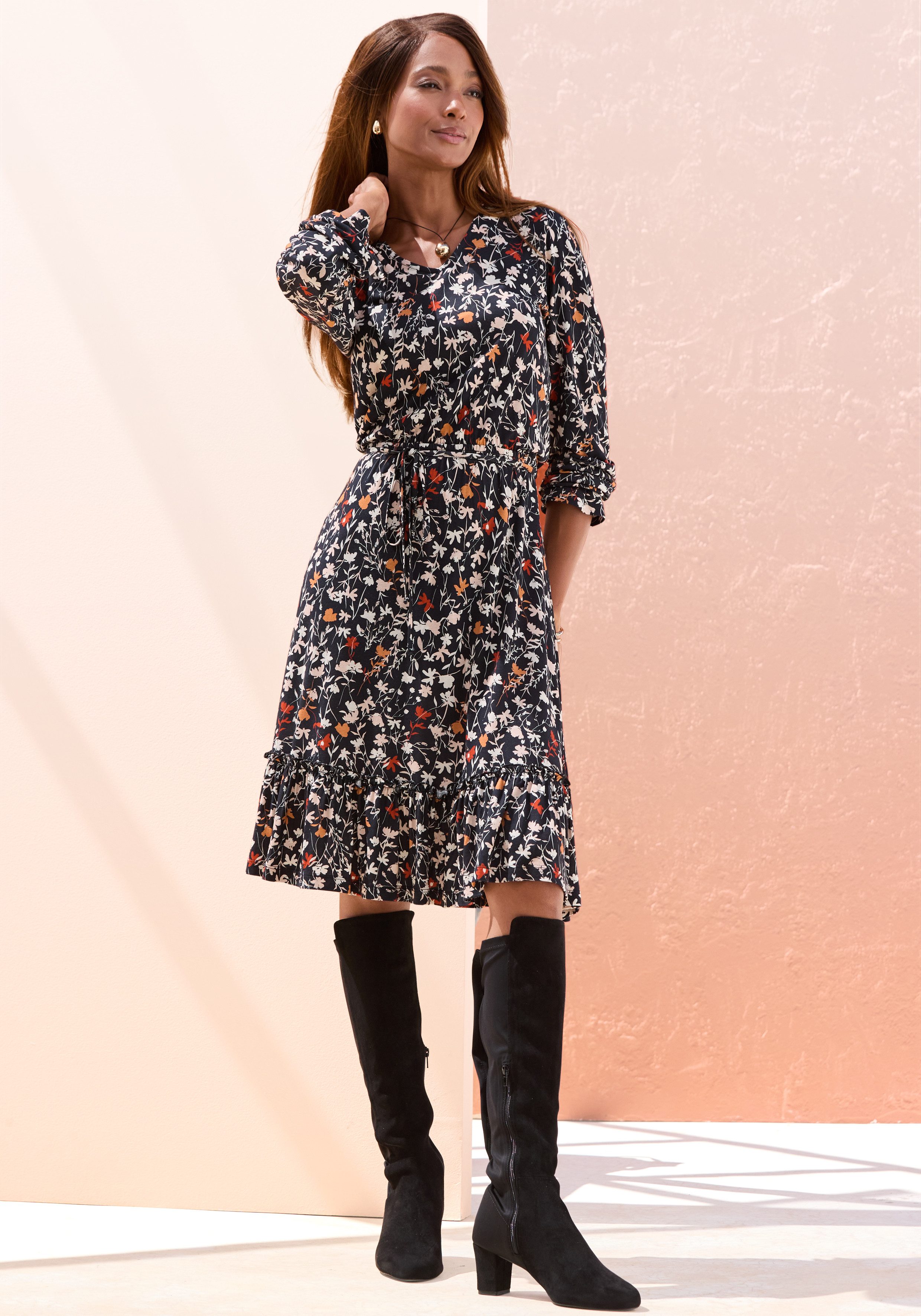 LASCANA Jerseykleid (mit Bindegürtel)
