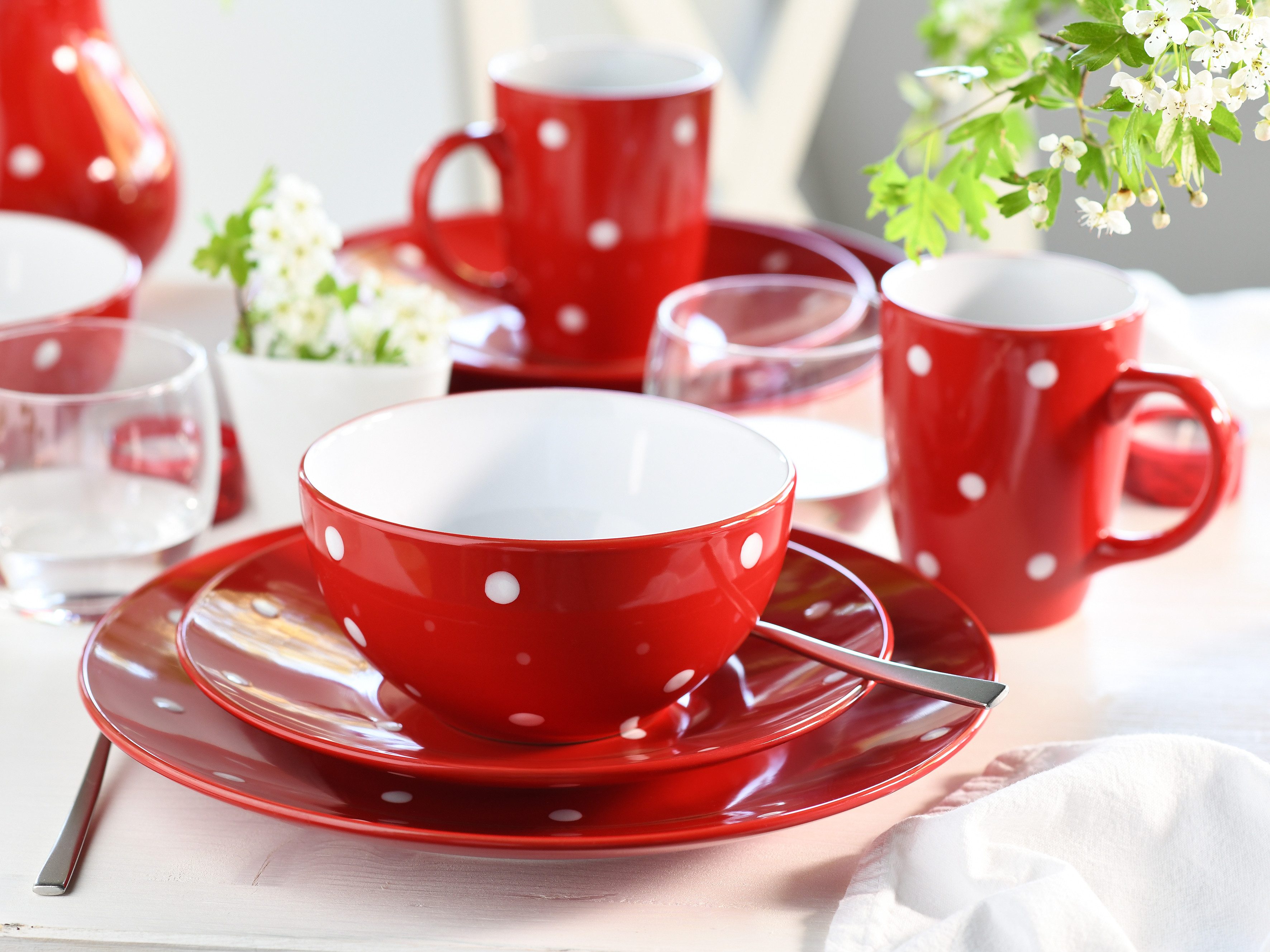 CreaTable Kombiservice Polka Dots, Service 16-tlg. (16-tlg), 4 Personen, Steinzeug, Fröhliche Farbgebung, Polka Dots