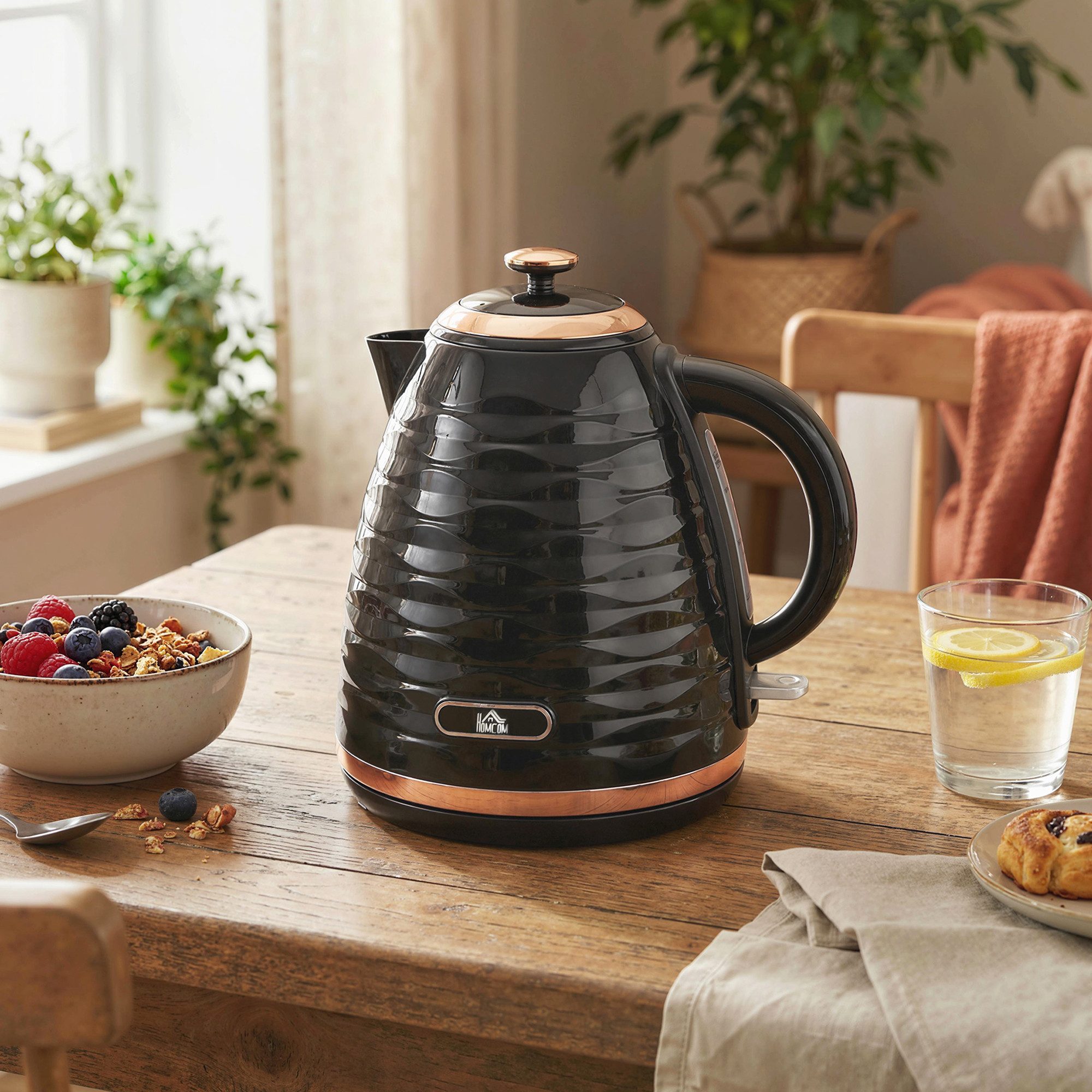 HOMCOM Wasserkocher Schnellkochfunktion, BPA-frei, Wasserkocher, 360° Drehbasis, 1.7 l, 2200 W, Kalkfilter, automatische Abschaltung, Trockenlaufschutz
