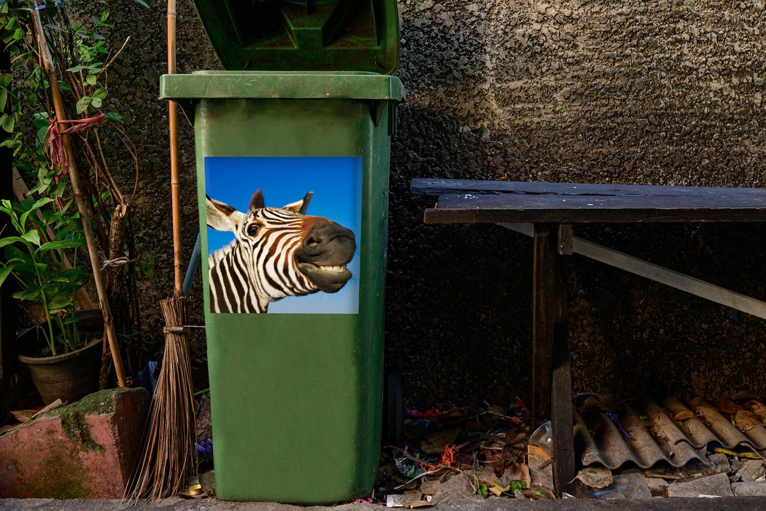 Sticker, Abfalbehälter - Mülltonne, St), Container, - - Jungen Lustig (1 Kinder Mädchen - MuchoWow Zebra Mülleimer-aufkleber, Wandsticker