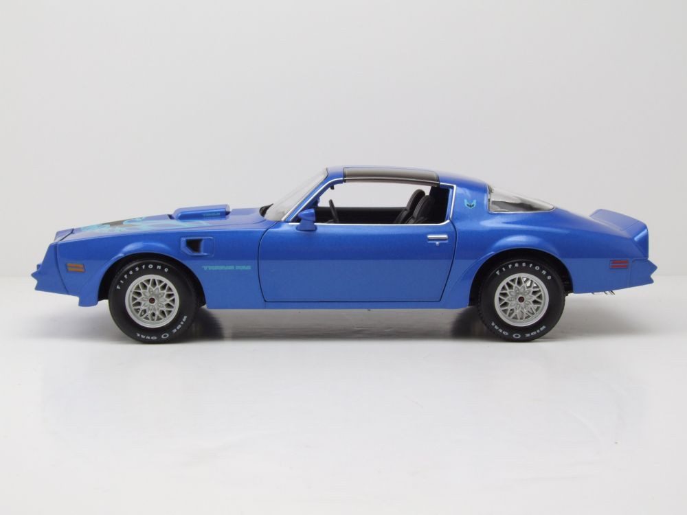 Maisto® Modellauto Pontiac Firebird Trans Am 1978 blau metallic, Maßstab 1:18