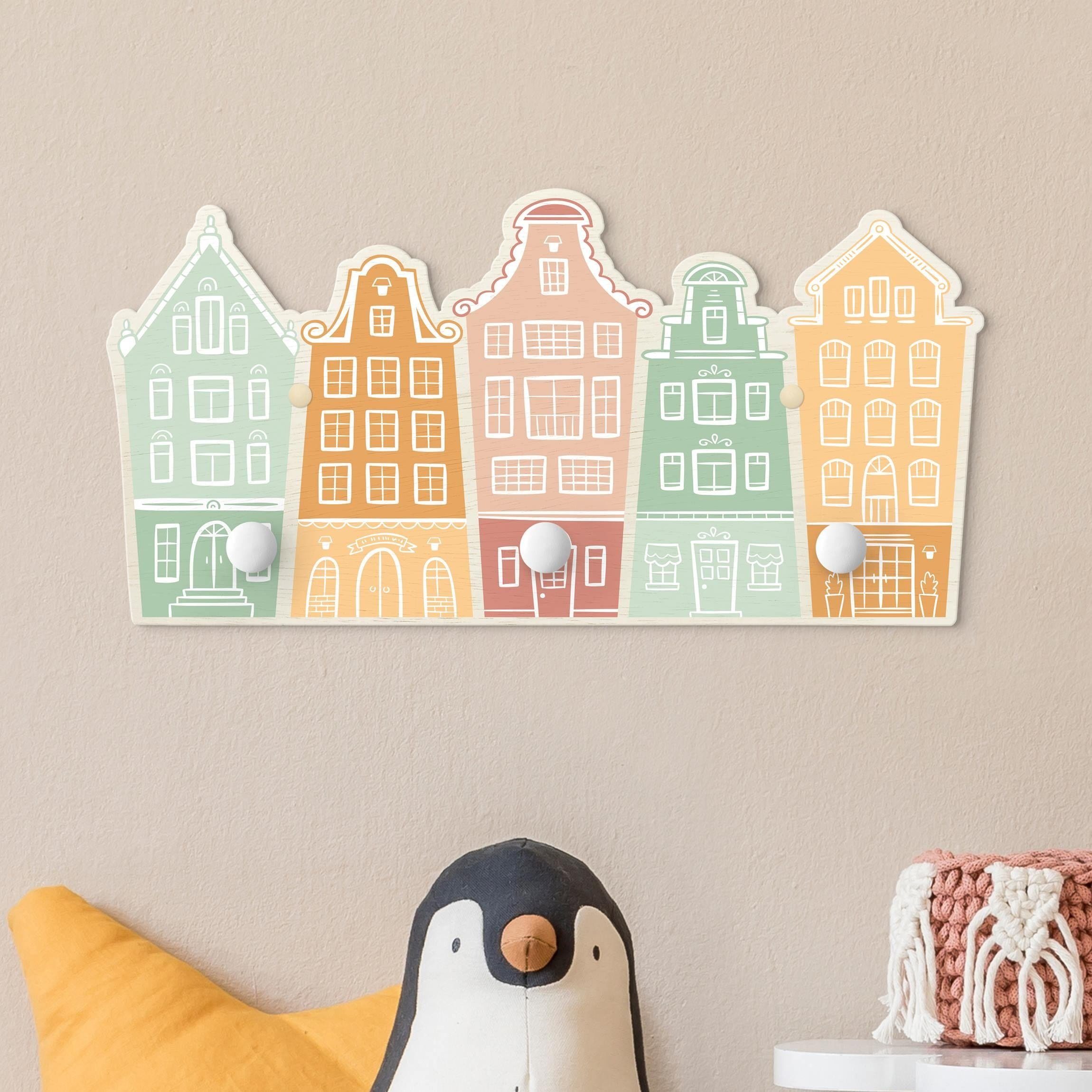 Bilderdepot24 Garderobenpaneel pastell Kinderwelten Häuser Siedlung (Kindergarderobe holz Kleiderhaken für die Wand inkl. Montagematerial), moderne Wand Garderobenleiste Flur - kleine Hakenleiste Kinderzimmer