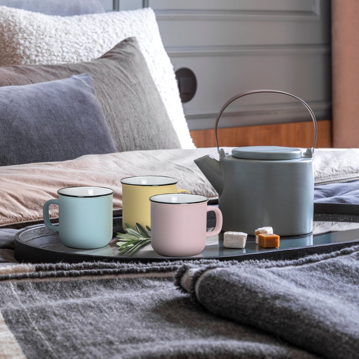 matches21 HOME & HOBBY Tasse Kaffeebecher 6er Set Emaille-Optik einfarbig Pastellfarben, 6-tlg., Keramik, Tee Kaffee-Becher, modern Vintage, rosa gelb blau, 300 ml