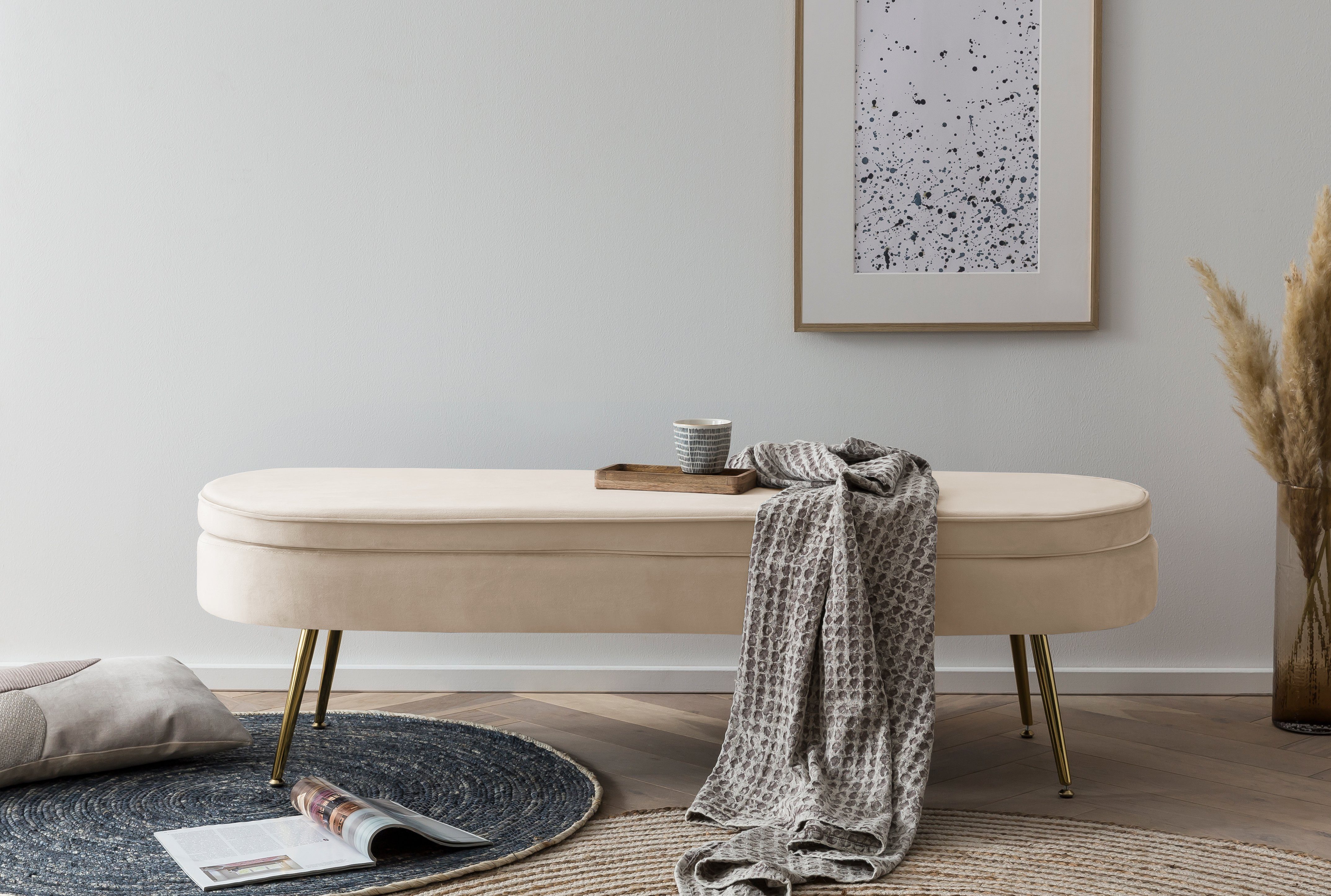 SalesFever Polsterbank Clam Elegante Bank mit Polsterung, Eleganz in Gold: Breite 142cm