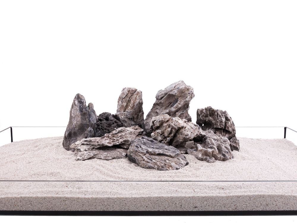 Aquaone Aquarium Aquarium Natursteine Mini Landschaft Seiryu Deko Steine grau 1 Stück Gr.L 1-2Kg Nr.68 Pagode Dekoration Aquascaping