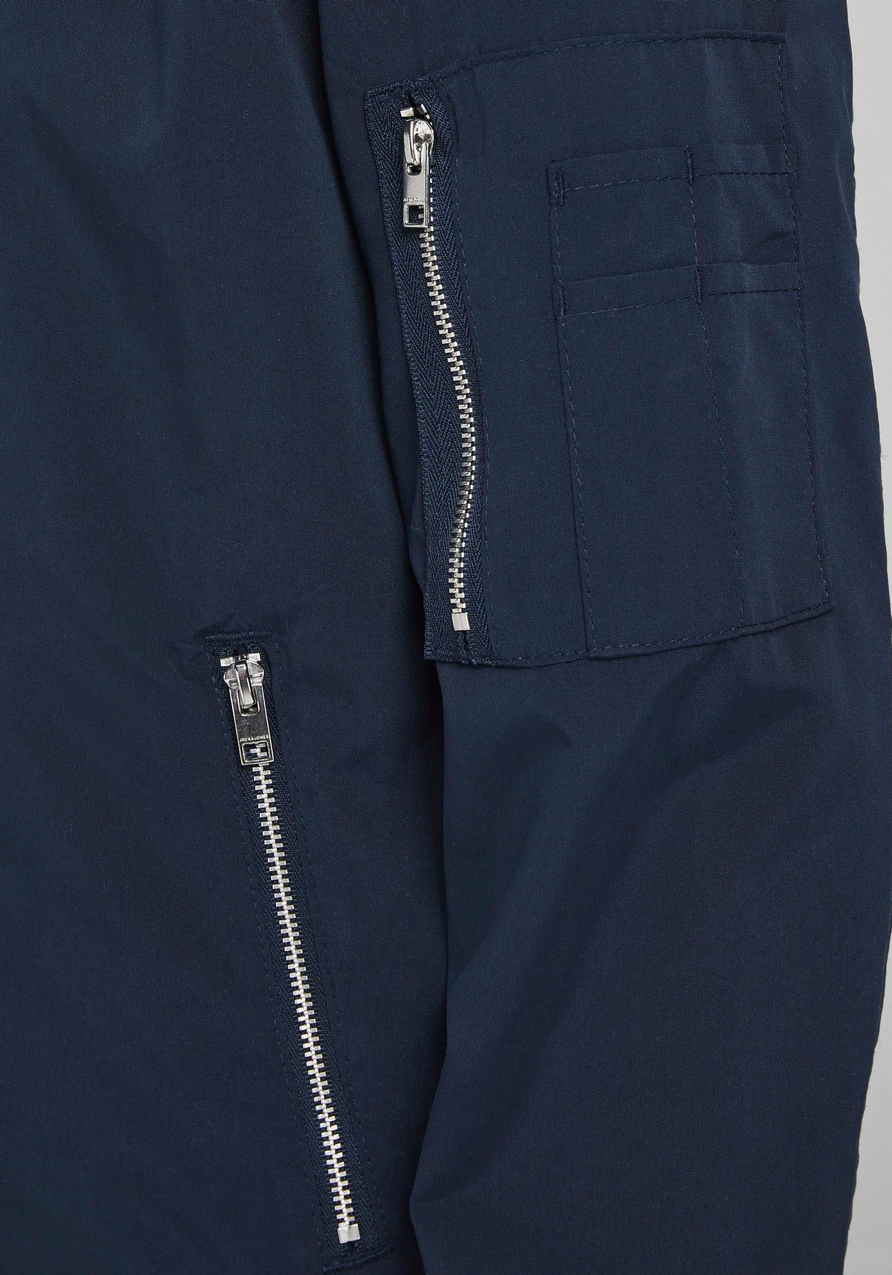 Jack & Jones Junior Bomberjacke JJERUSH windabweisend und pflegeleicht unifarben, modisch, regular fit, Web, Stehkragen