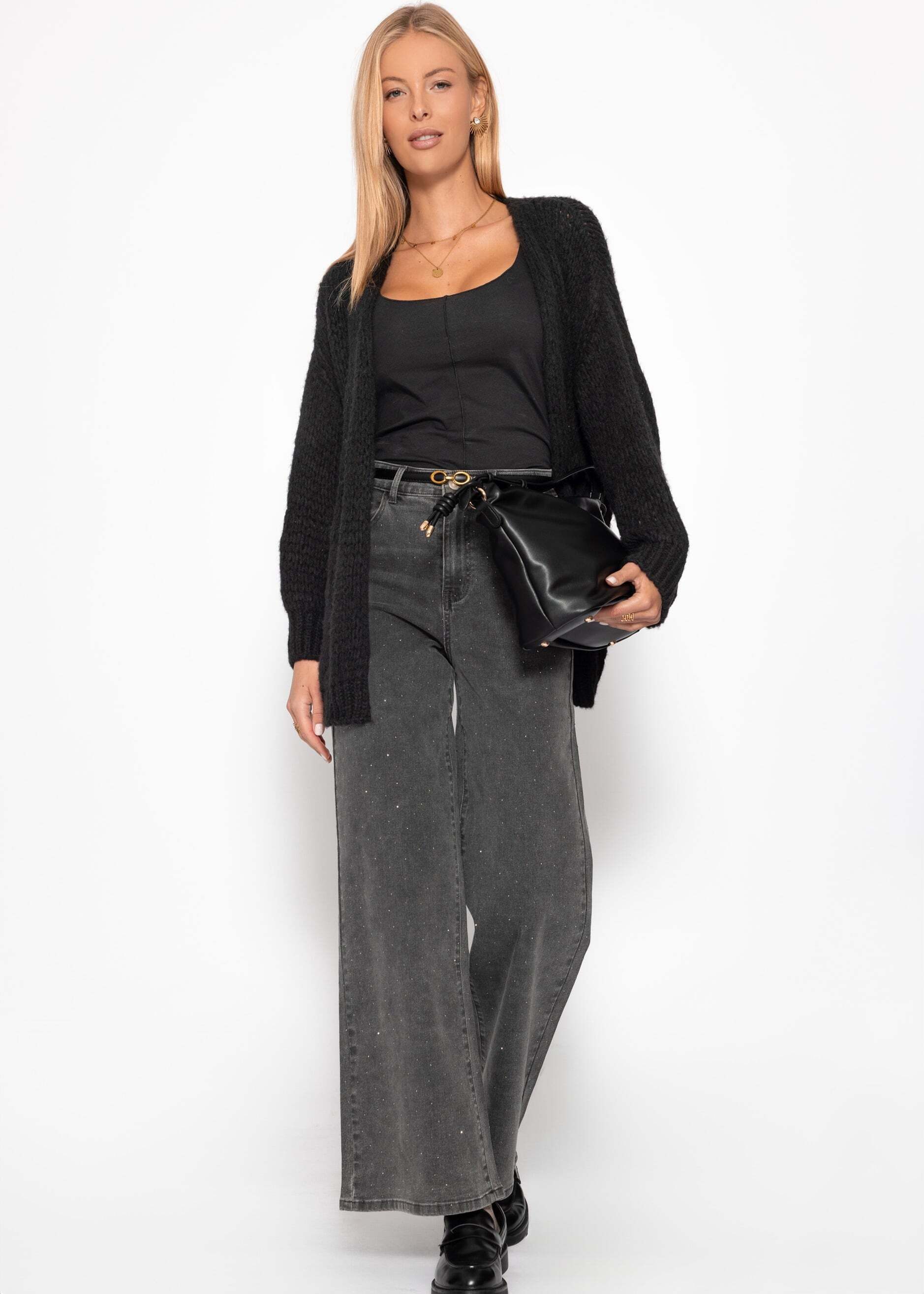 SASSYCLASSY Cardigan Oversize Cardigan aus Strick Damen Strickcardigan im oversized Fit mit Rippbündchen – Bild 5 von 5