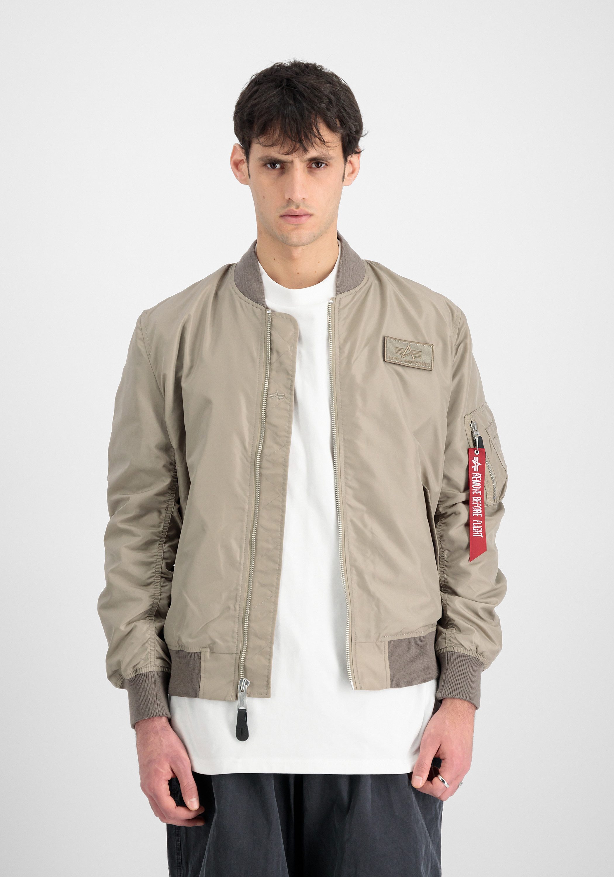 Alpha Industries Bomberjacke MA-1 TTC Light