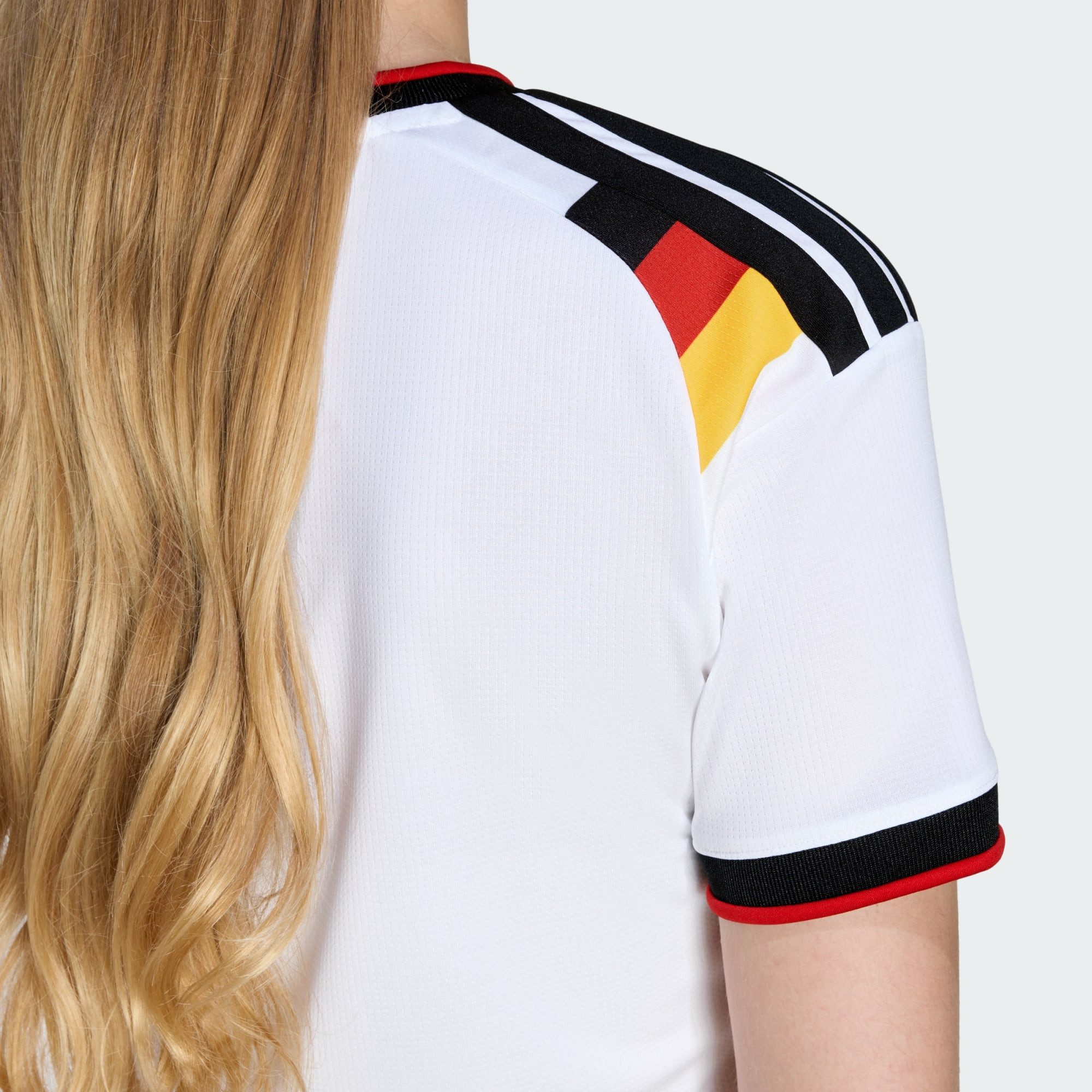adidas Performance Fußballtrikot DEUTSCHLAND 26 HEIMTRIKOT, KÜRZER GESCHNITTEN (1-tlg)