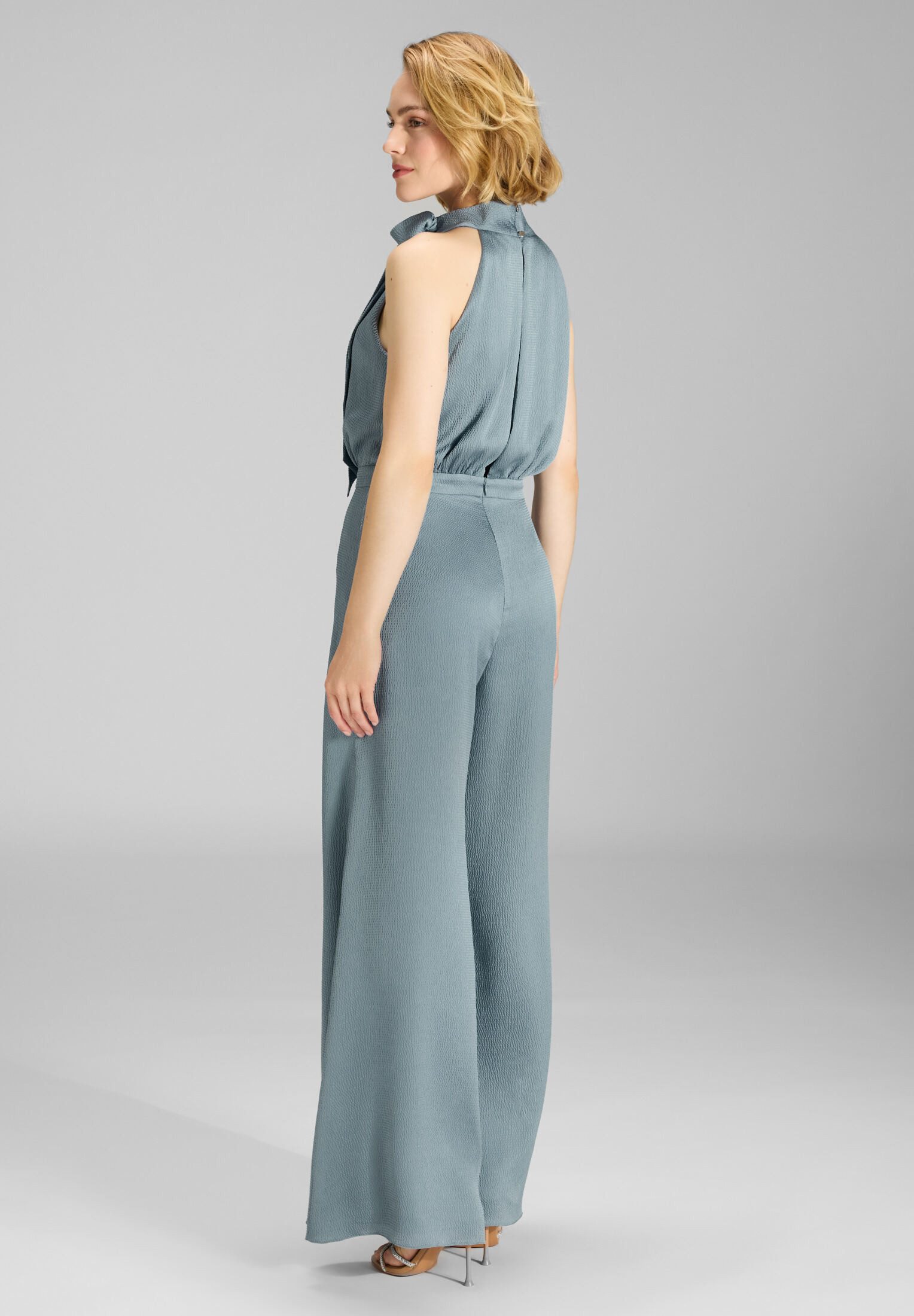 SWING Jumpsuit - Jumpsuit mit Schluppe aus Satin Oberteil in lockerer Passform