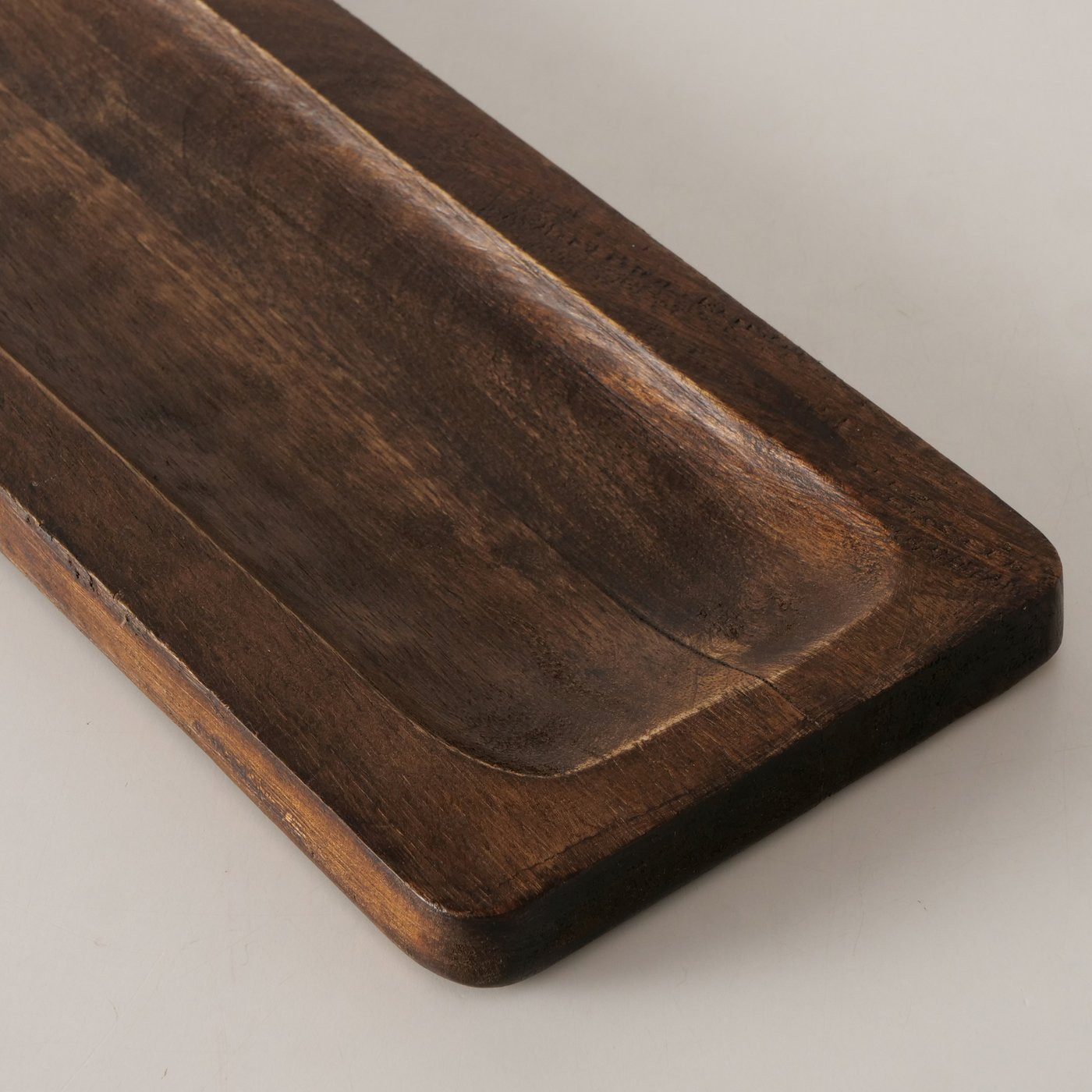 BOLTZE GRUPPE GmbH Tablett Boltze, Tablett Lamira Mangoholz LxB 55 cm x 14 cm, 2084415, (1-tlg)