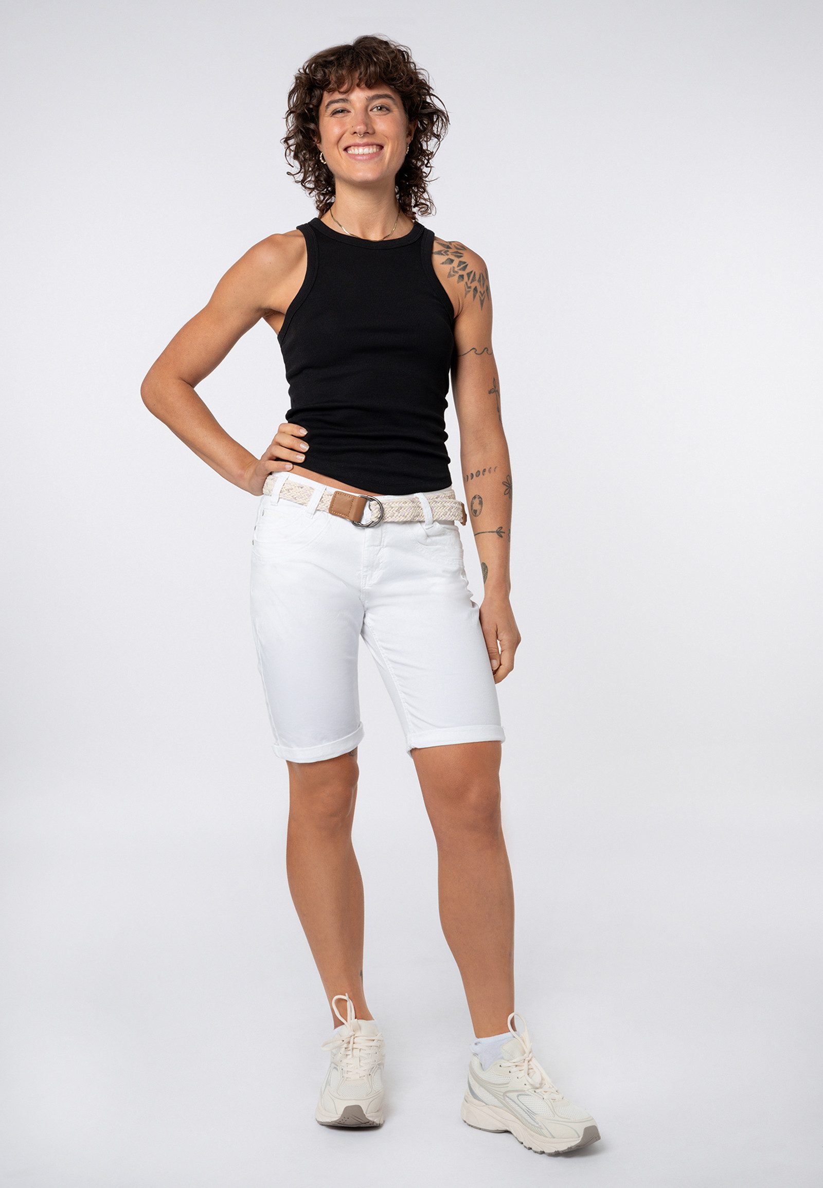 SUBLEVEL Bermudas Damen Stretch-Twill-Shorts mit Flechtgürtel Kurze Hose aus Baumwolle, bequem, inkl. Gürtel