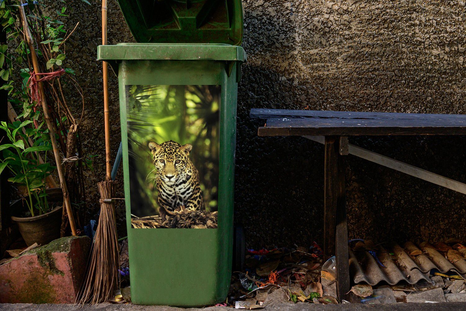 Abfalbehälter Mülltonne, St), (1 MuchoWow Container, Dschungel Mülleimer-aufkleber, im Jaguar Wandsticker Sticker, Junger
