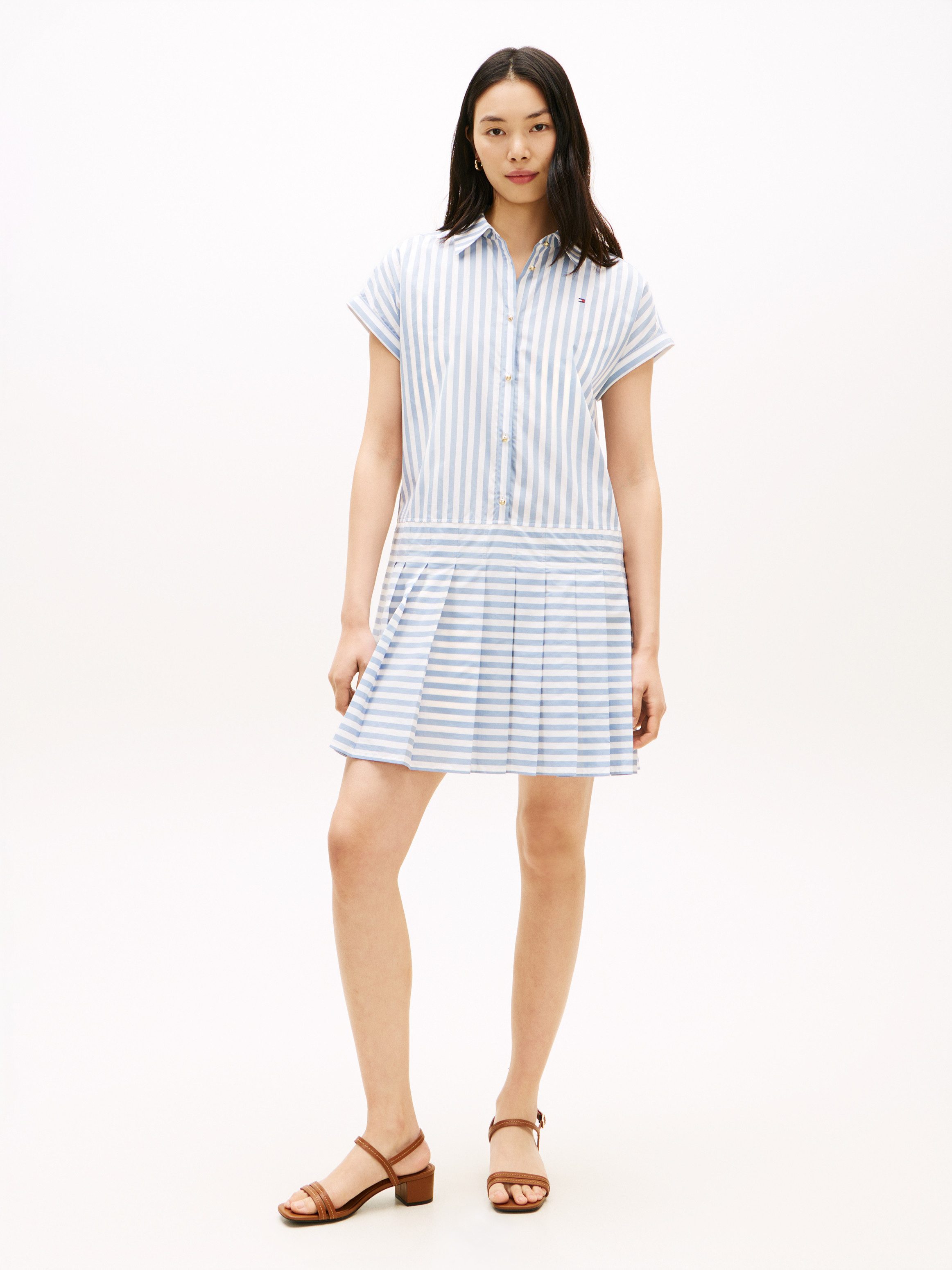 Tommy Hilfiger Shirtkleid POPLIN PLEATED SHORT SS DRESS mit Logo-Stickerei