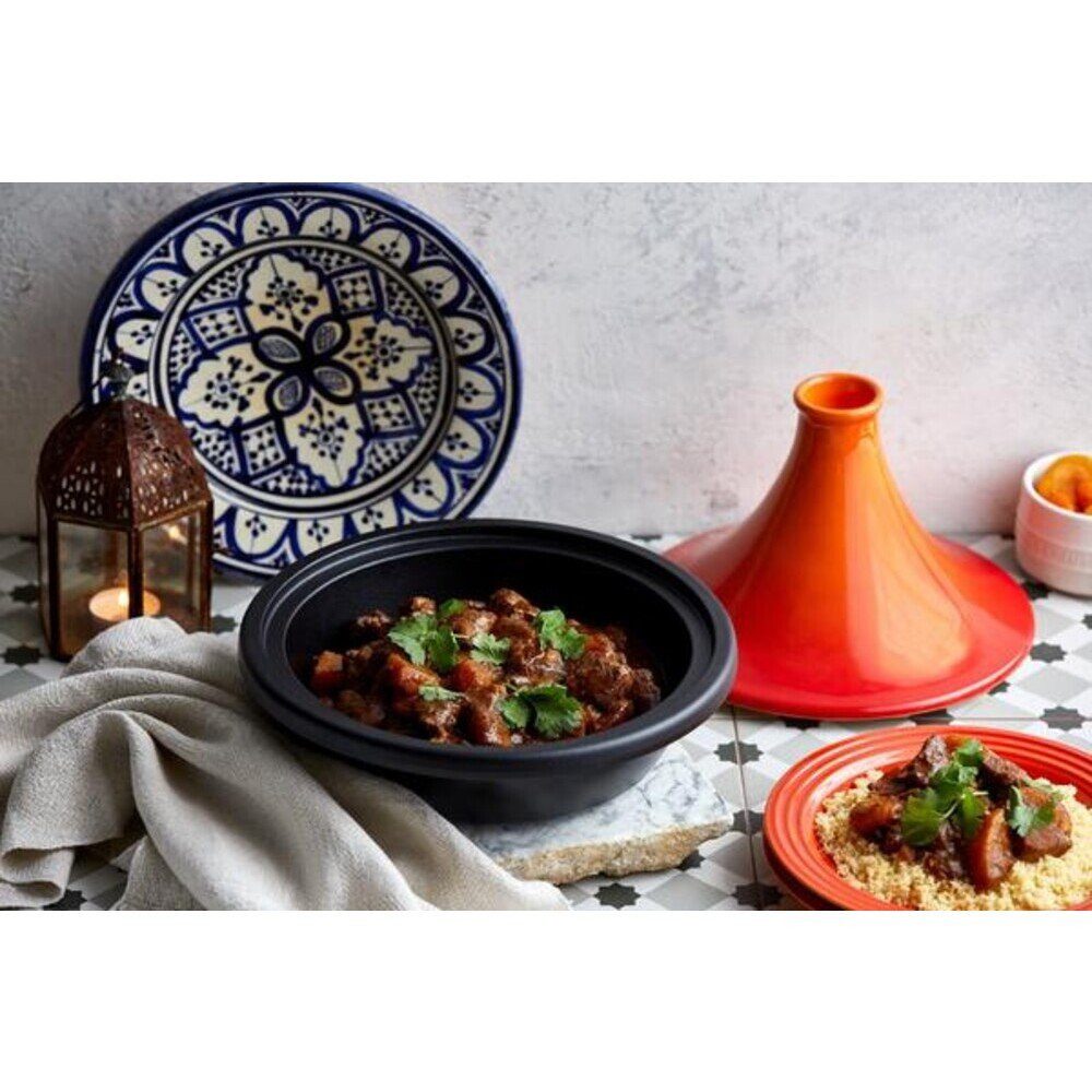 LE CREUSET Dampfgartopf Tagine 31 cm Classic ofenrot, Gusseisen, Steinzeug, 3,7l, Gusseisen, emailliert, rot, Handreinigung