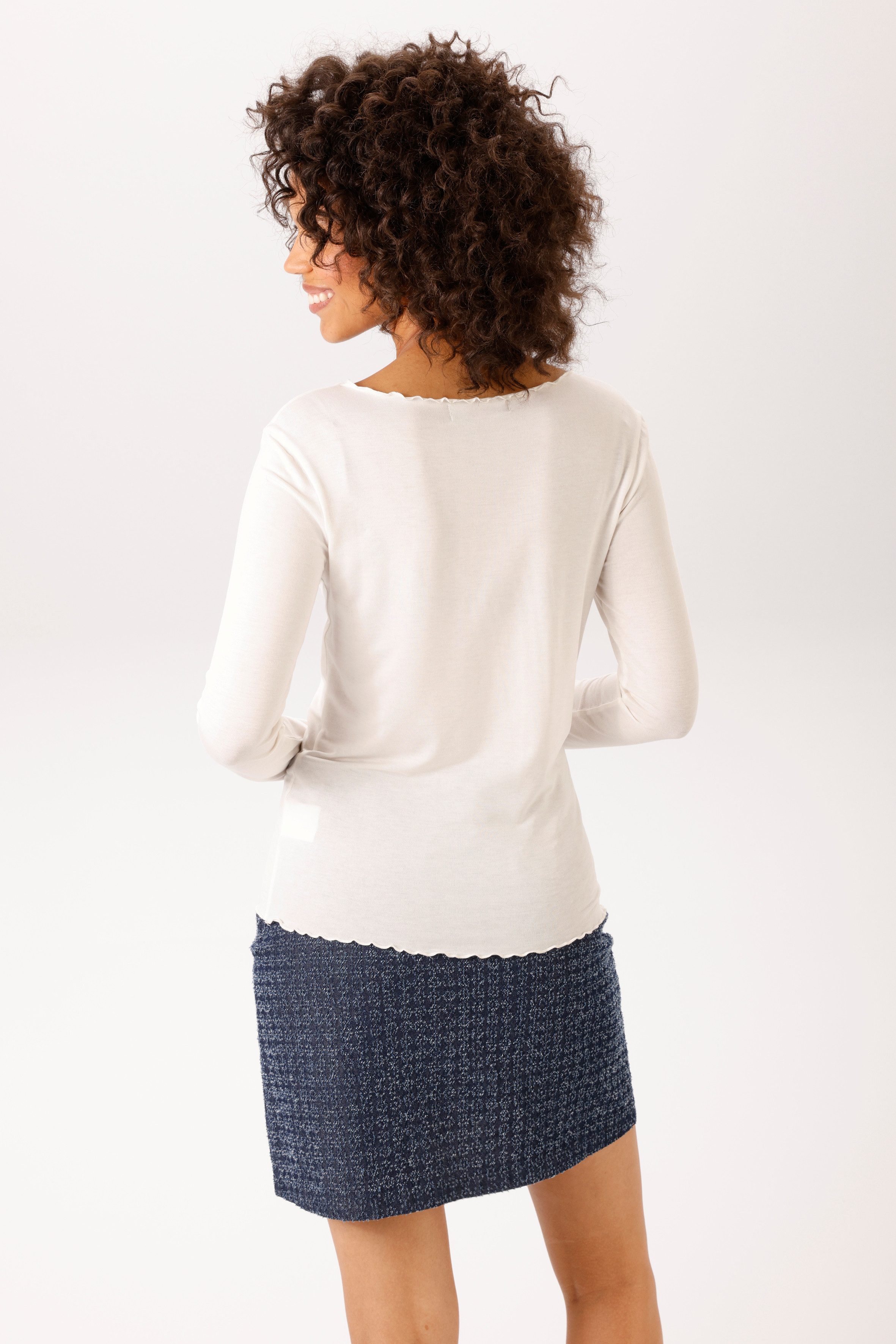 Aniston CASUAL Langarmshirt mit gewellten Abschlüssen - NEUE KOLLEKTION – Bild 2 von 5