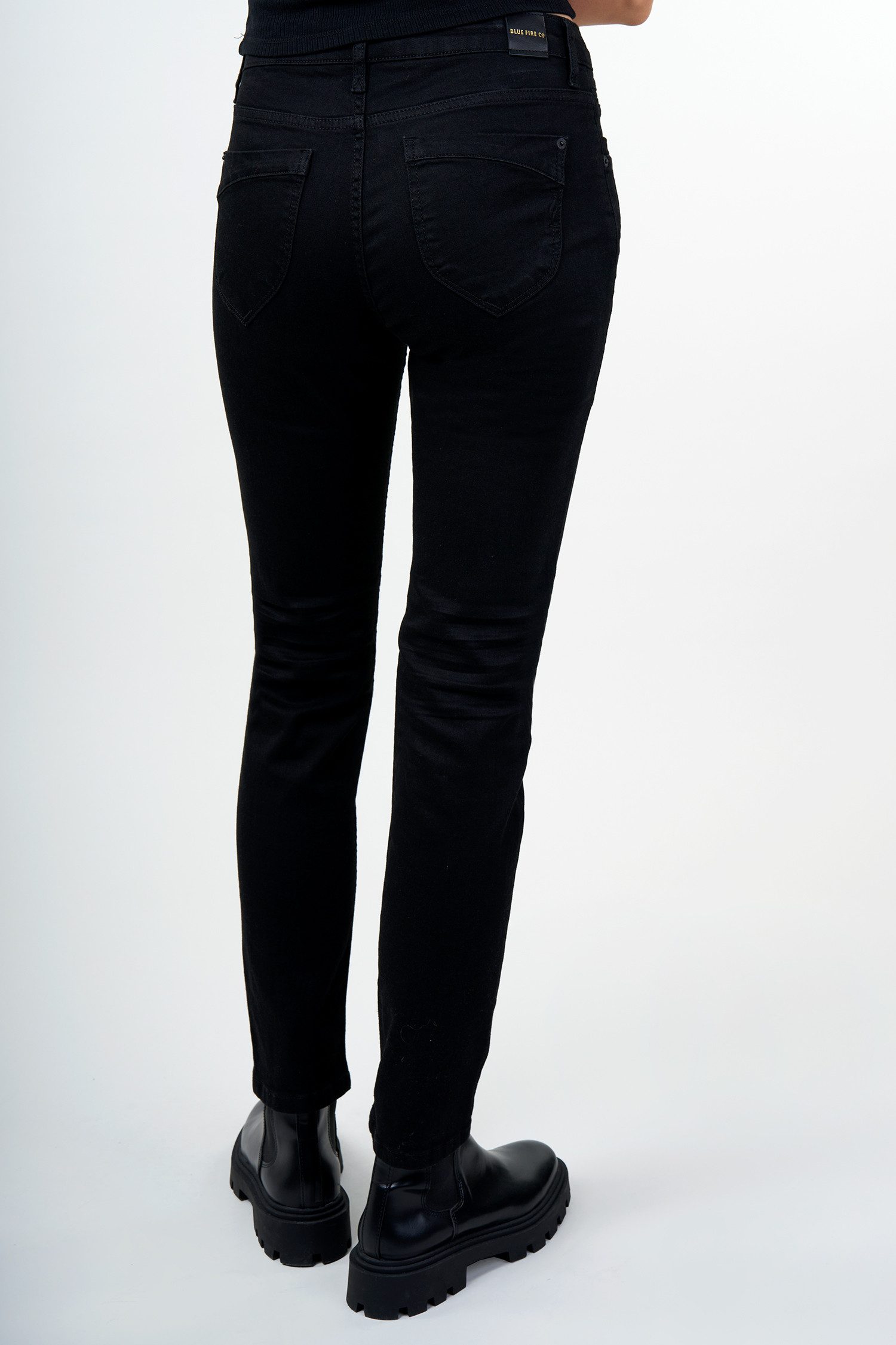 BLUE FIRE Stretch-Jeans BLUE FIRE NANCY black 1001.4140