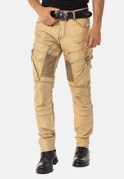 Cipo & Baxx Bequeme Jeans mit lässigen Beintaschen