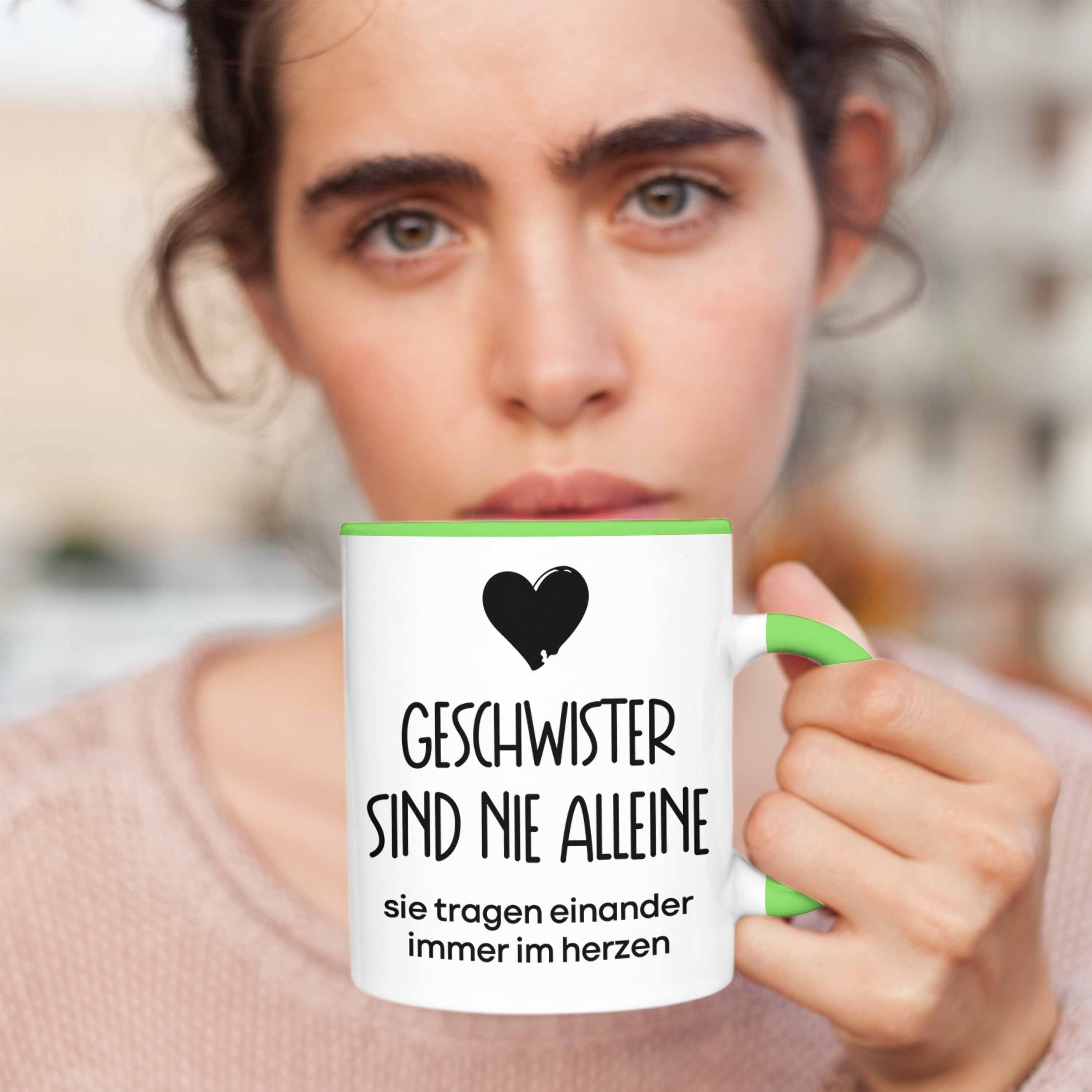 Geschenkidee Geschenk Grün Tasse - Sind Schwester Alleine Geschwister Tasse Trendation Bruder Trendation Nie Geburtstag
