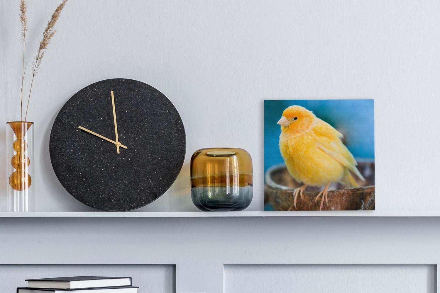 (1 der bei für Kanarienvogel, sitzt, Nest seinem Bilder Leinwand Leinwandbild OneMillionCanvasses® St), gelber europäischer Schlafzimmer Wohnzimmer Leuchtend
