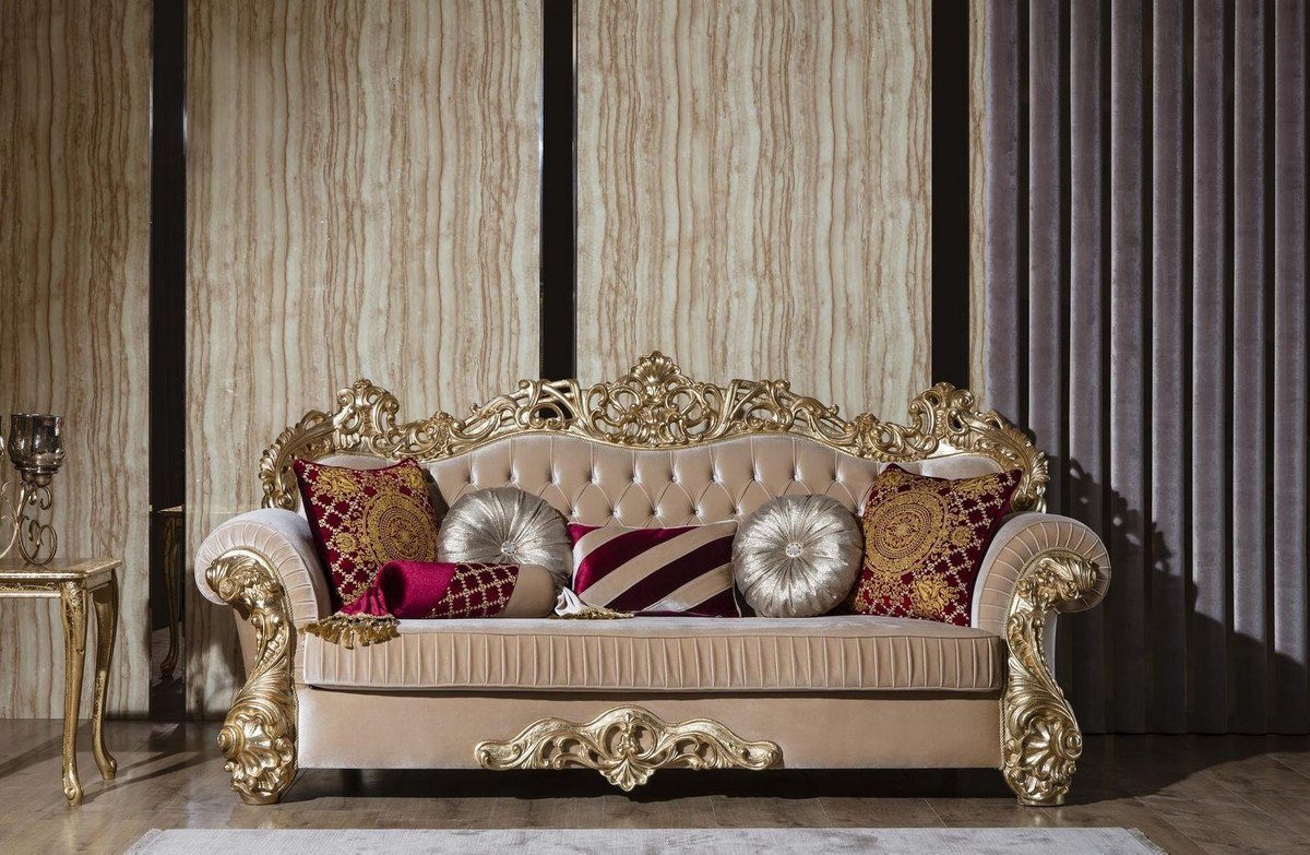 Casa Padrino Sofa Luxus Barock Sofa Beige / Gold 244 x 95 x H. 123 cm - Prunkvolles Wohnzimmer Sofa mit dekorativen Kissen - Barock Wohnzimmer Möbel