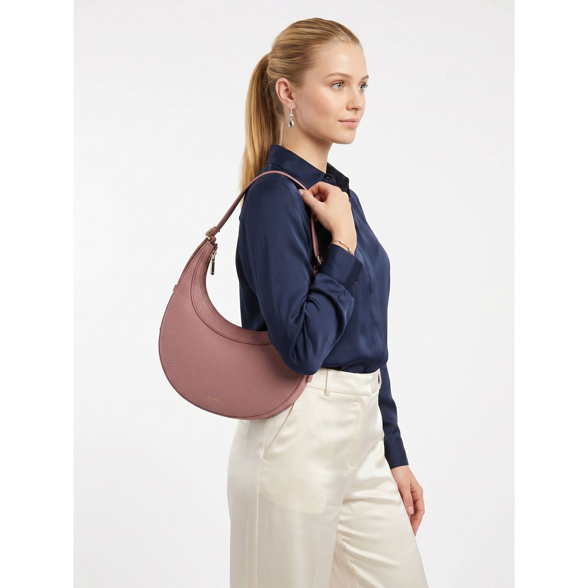 COCCINELLE Henkeltasche Whisper, Leder