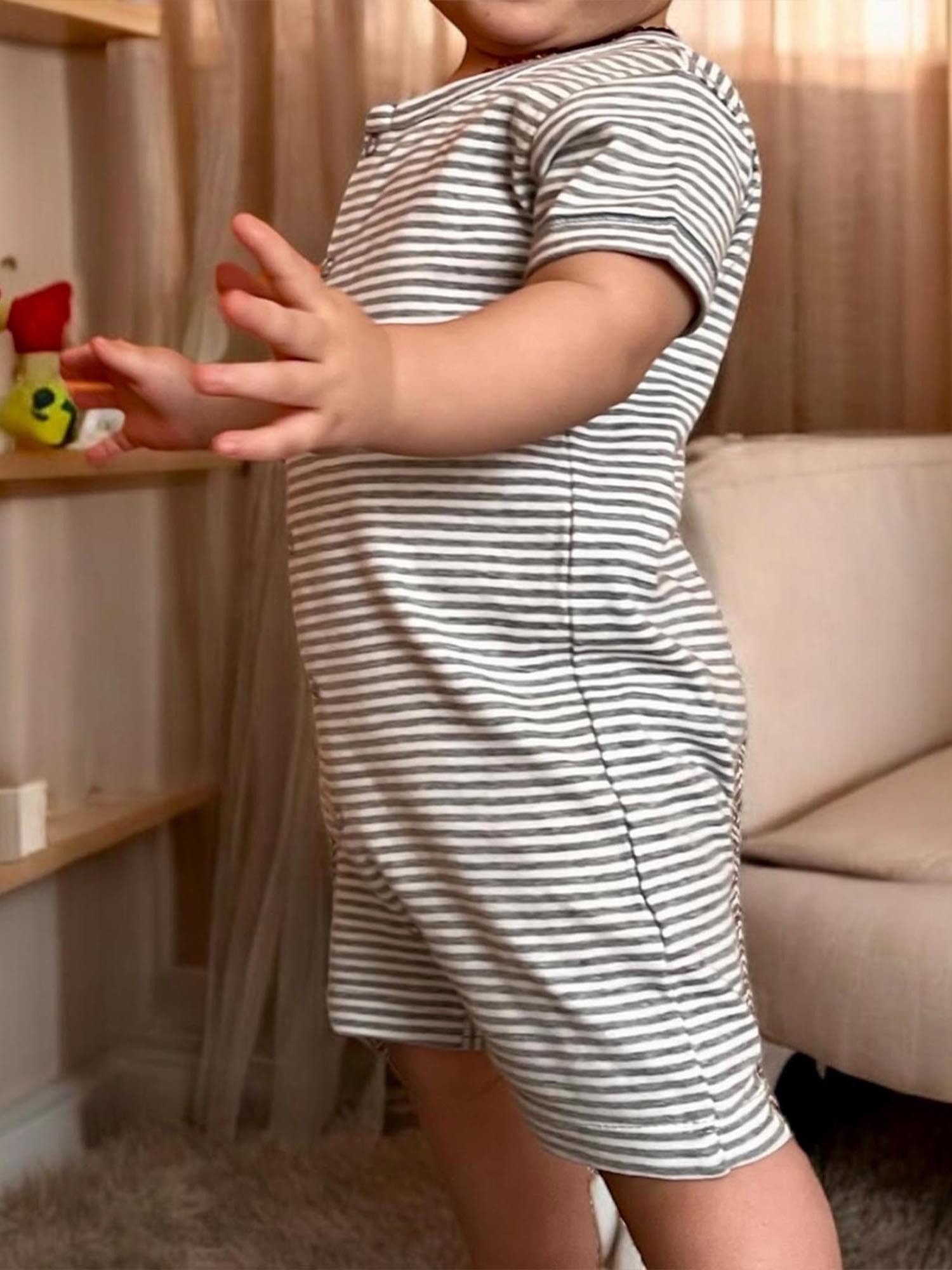 Strampler Baby Spieler aus Bio-Baumwolle, gestreift