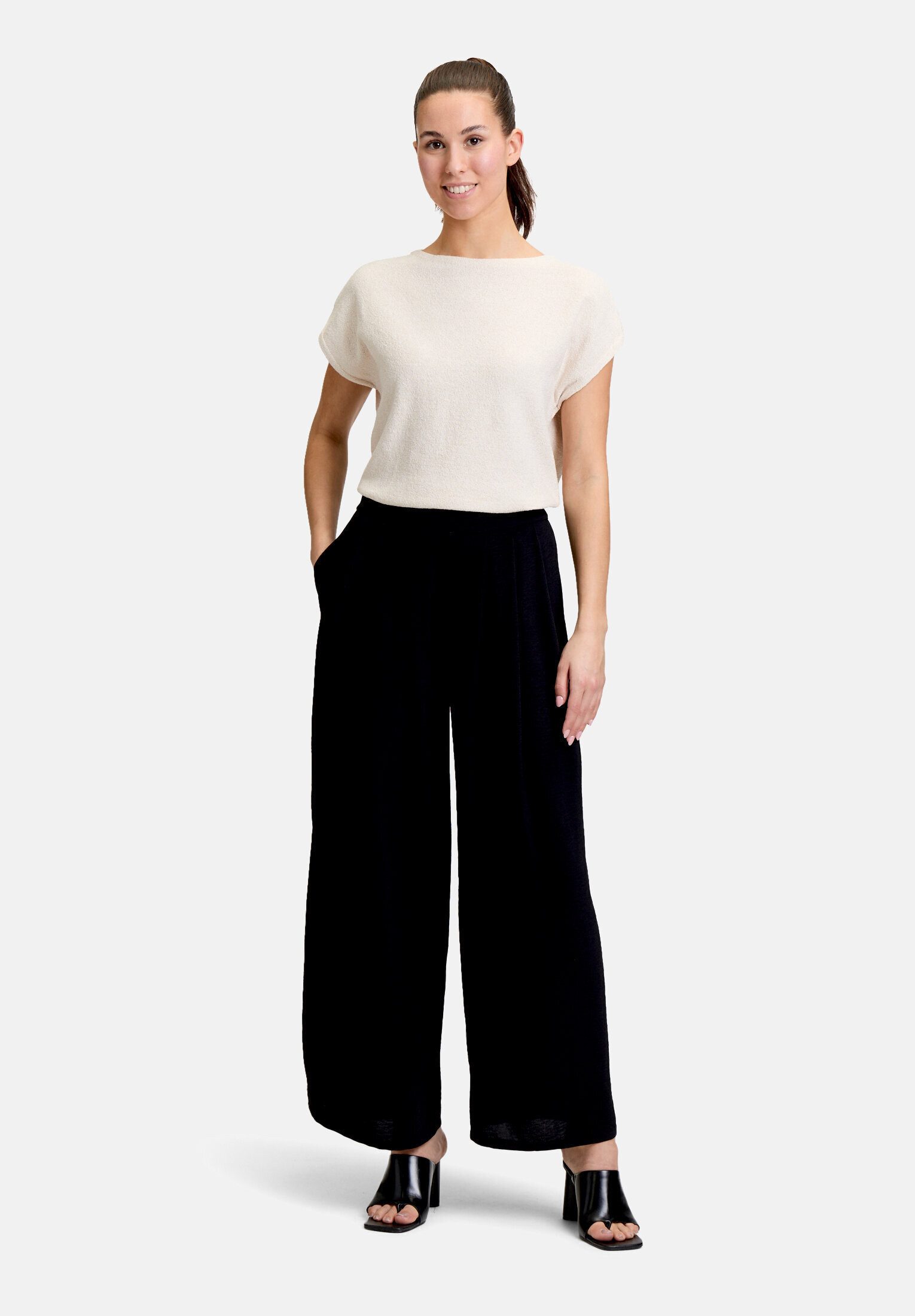 Cartoon Palazzohose Damen mit weitem Bein