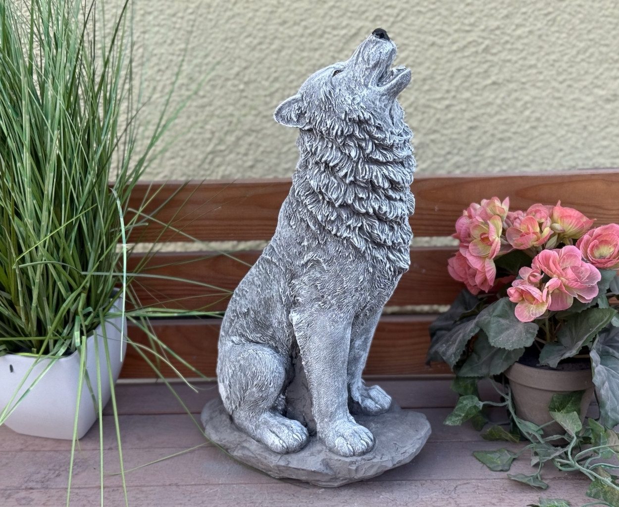 Stone and Style Gartenfigur Steinfigur Wolf gross, frostfest, H.41 cm, 8,2 günstig online kaufen