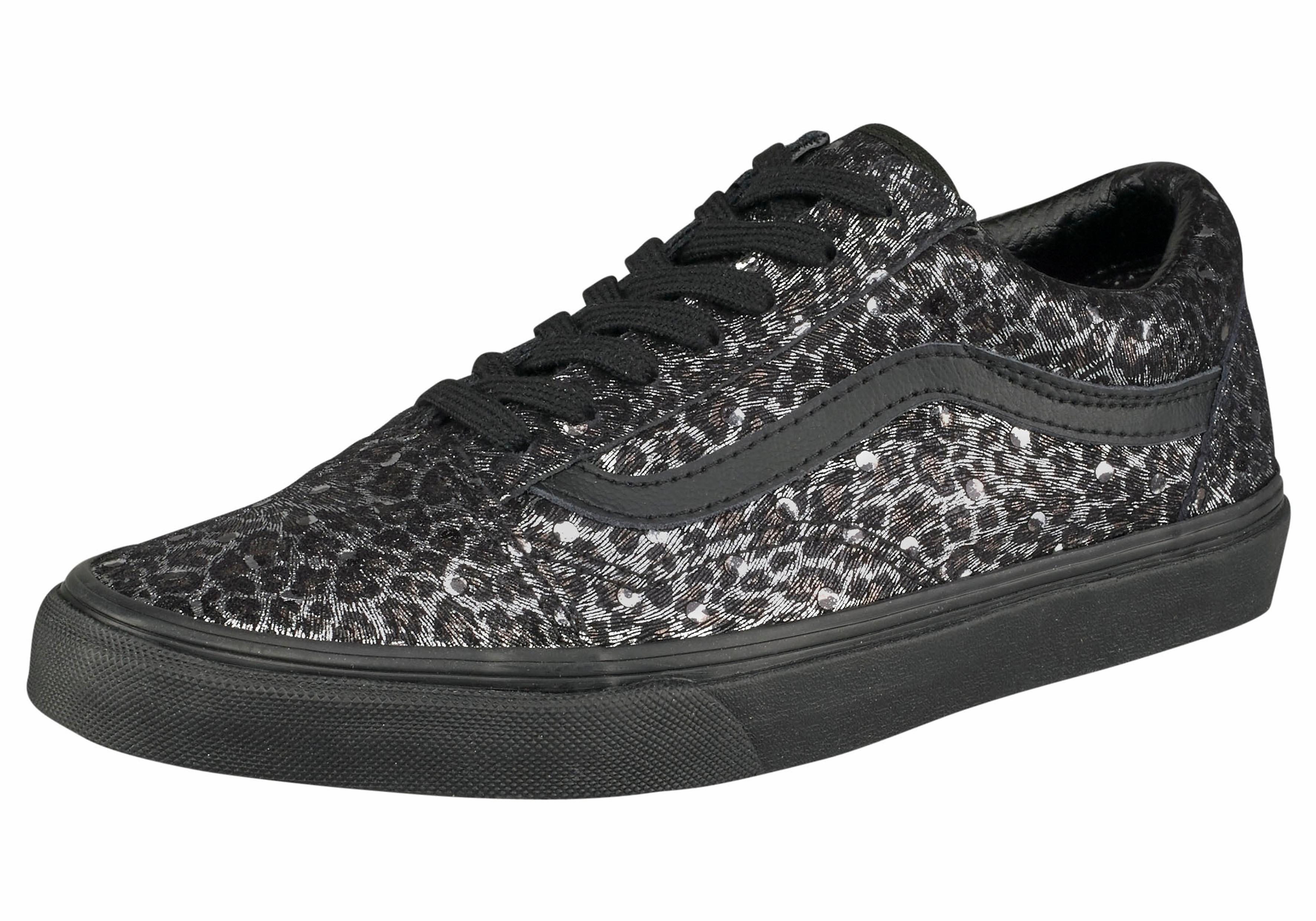 vans leo vans leo