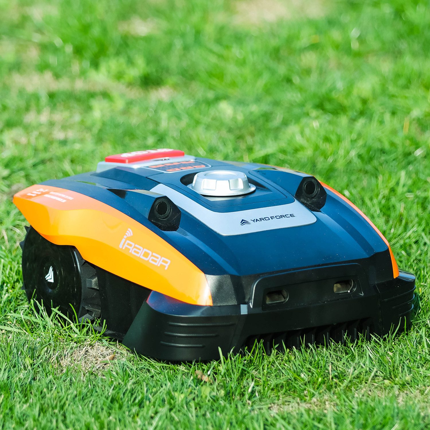 Yardforce Rasenmähroboter COMPACT 400RiS, mit Magnetdraht-Navigation für 400 m²
