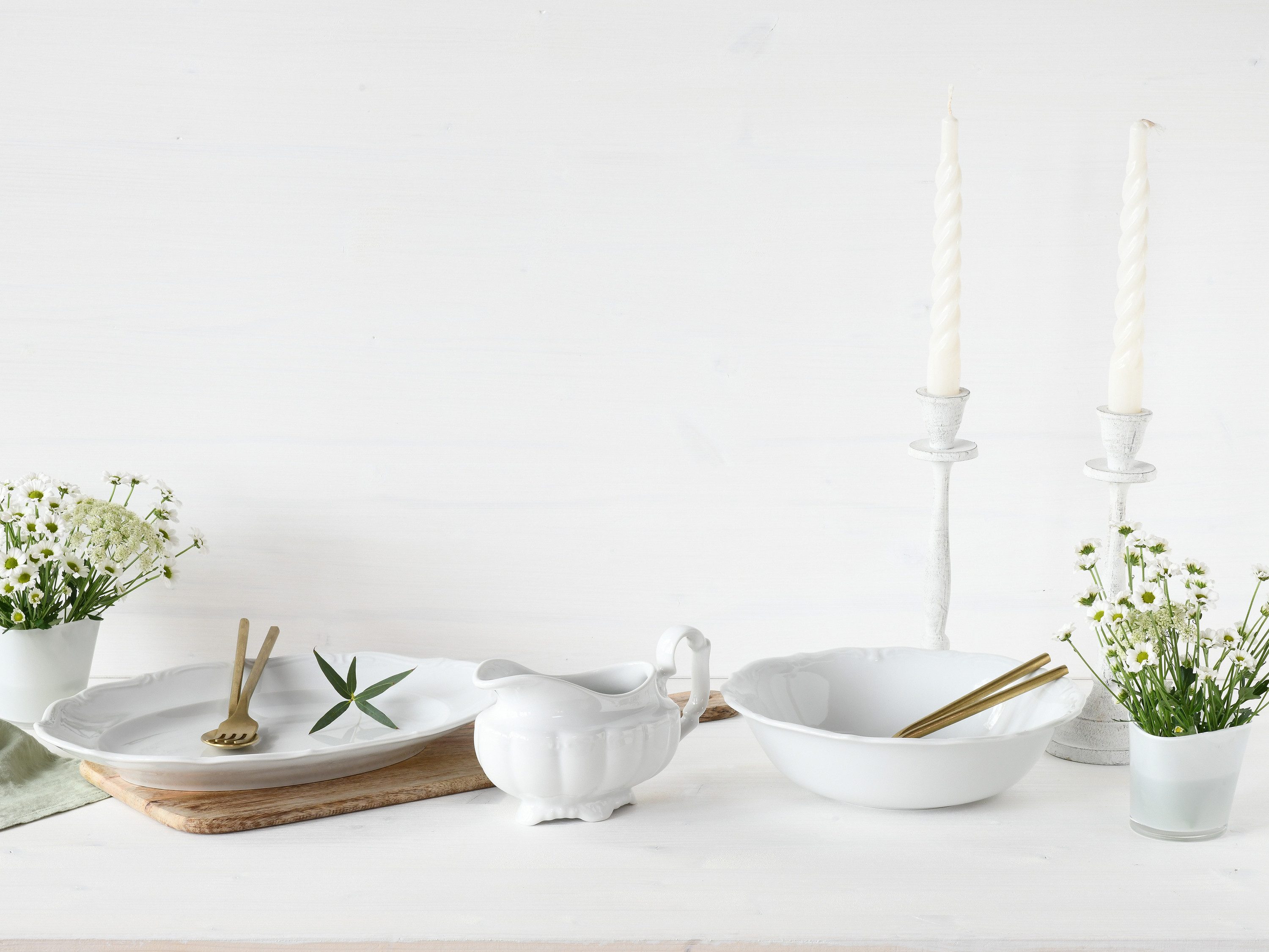 CreaTable Servier-Set Maria Theresia Weiss, Porzellan, (Set, 3-tlg., 1 Servierplatte, 1 Salatschüssel, 1 Sauciere)