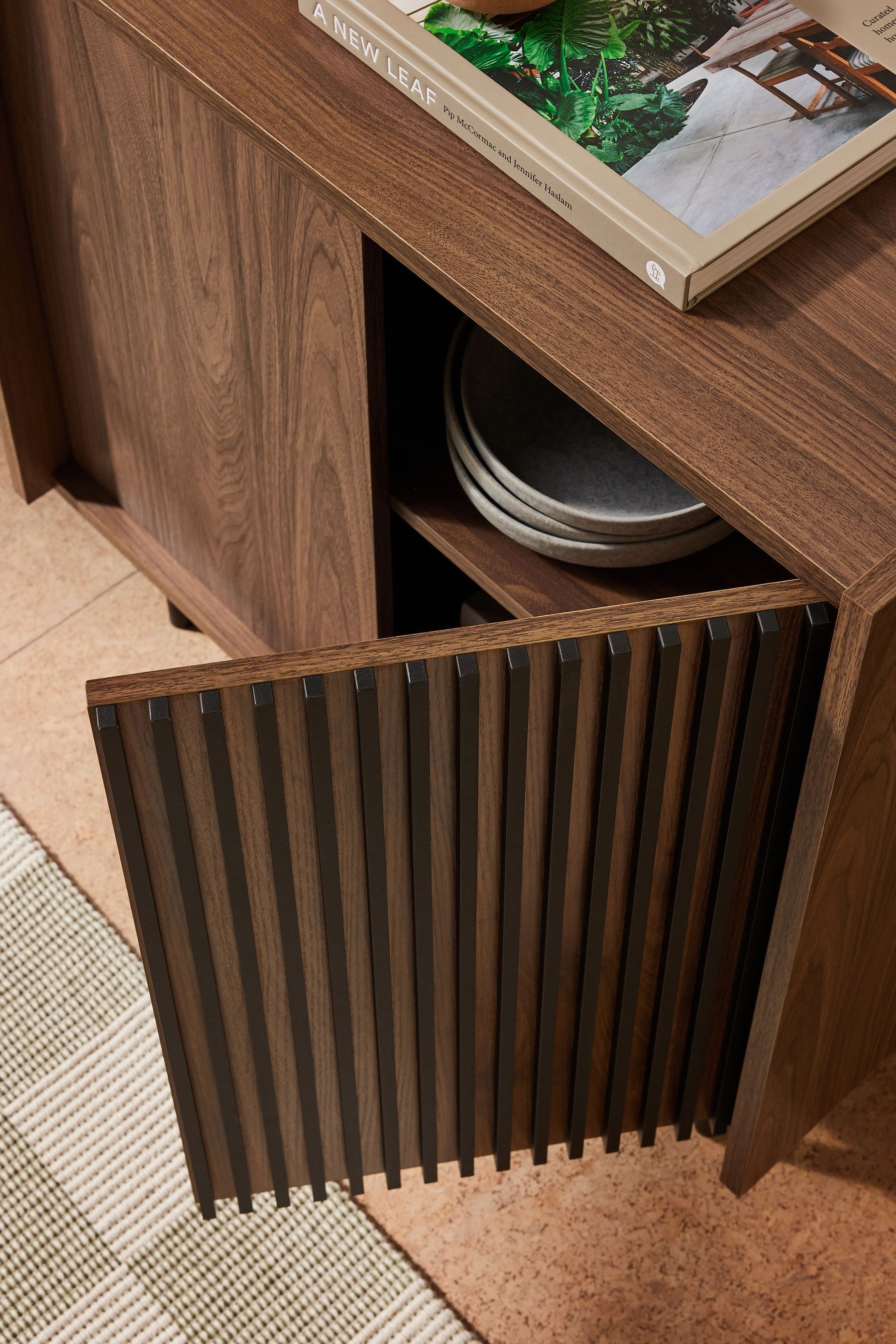 MADE Sideboard MADE.COM Blaze Kleines Sideboard (1 St), 2 Schubladen