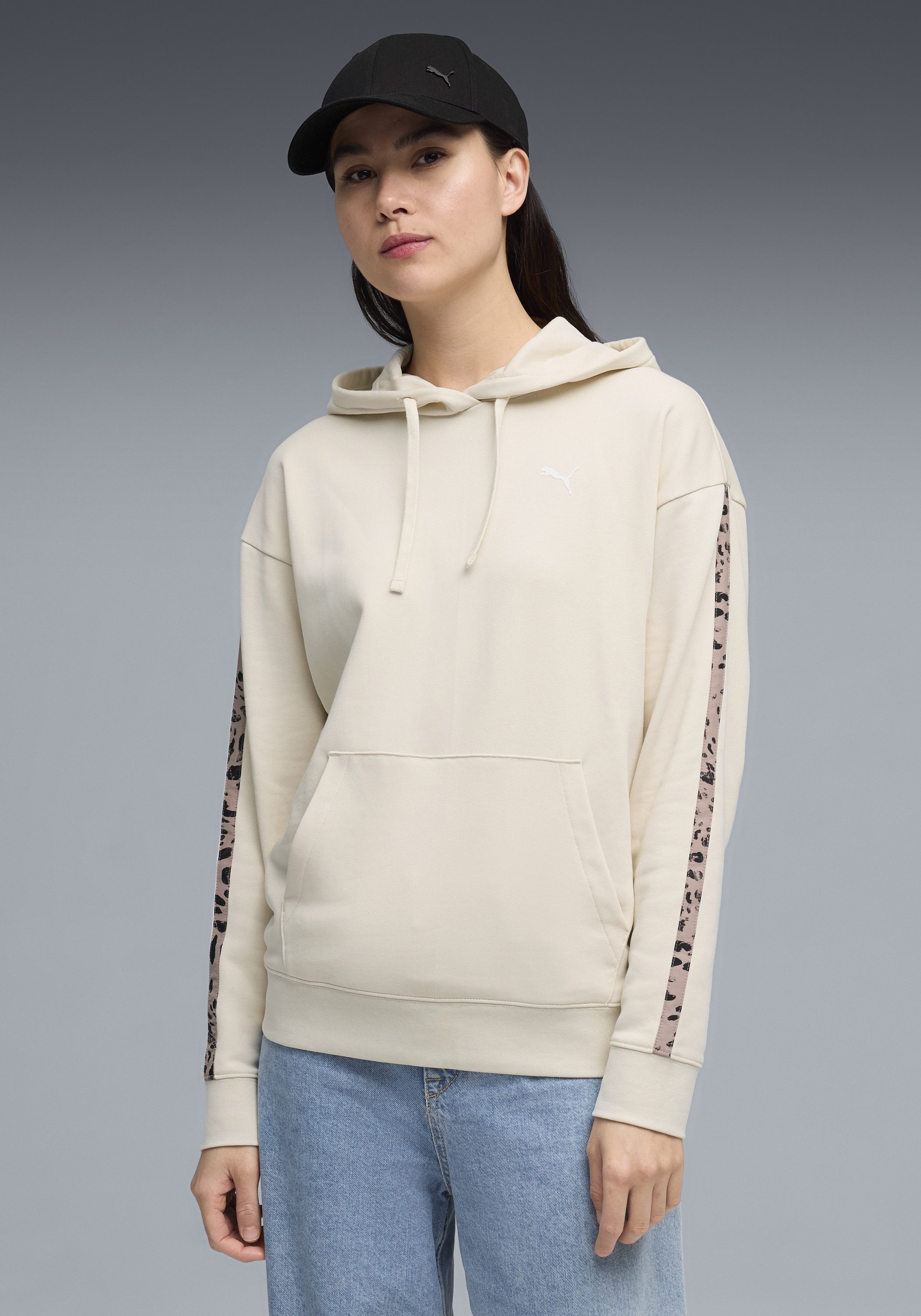 PUMA Kapuzensweatshirt ESS GRAPHIC ANIMAL COMFORT HOODIE TR mit Kängurutasche, mit Print-Applikation, aus Baumwollmischung