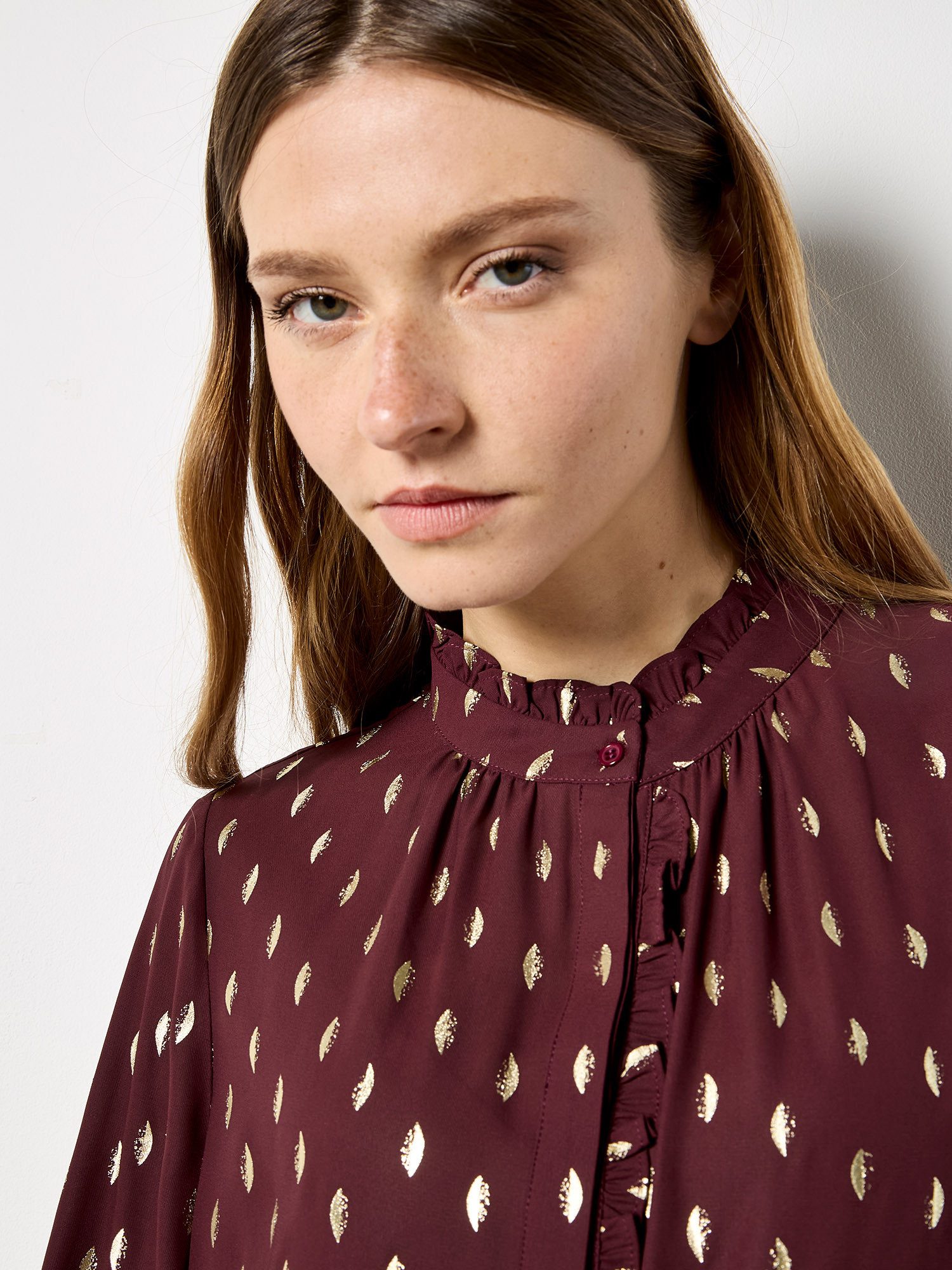 Apricot Rüschenbluse Rüschenbluse mit Goldfoliendruck