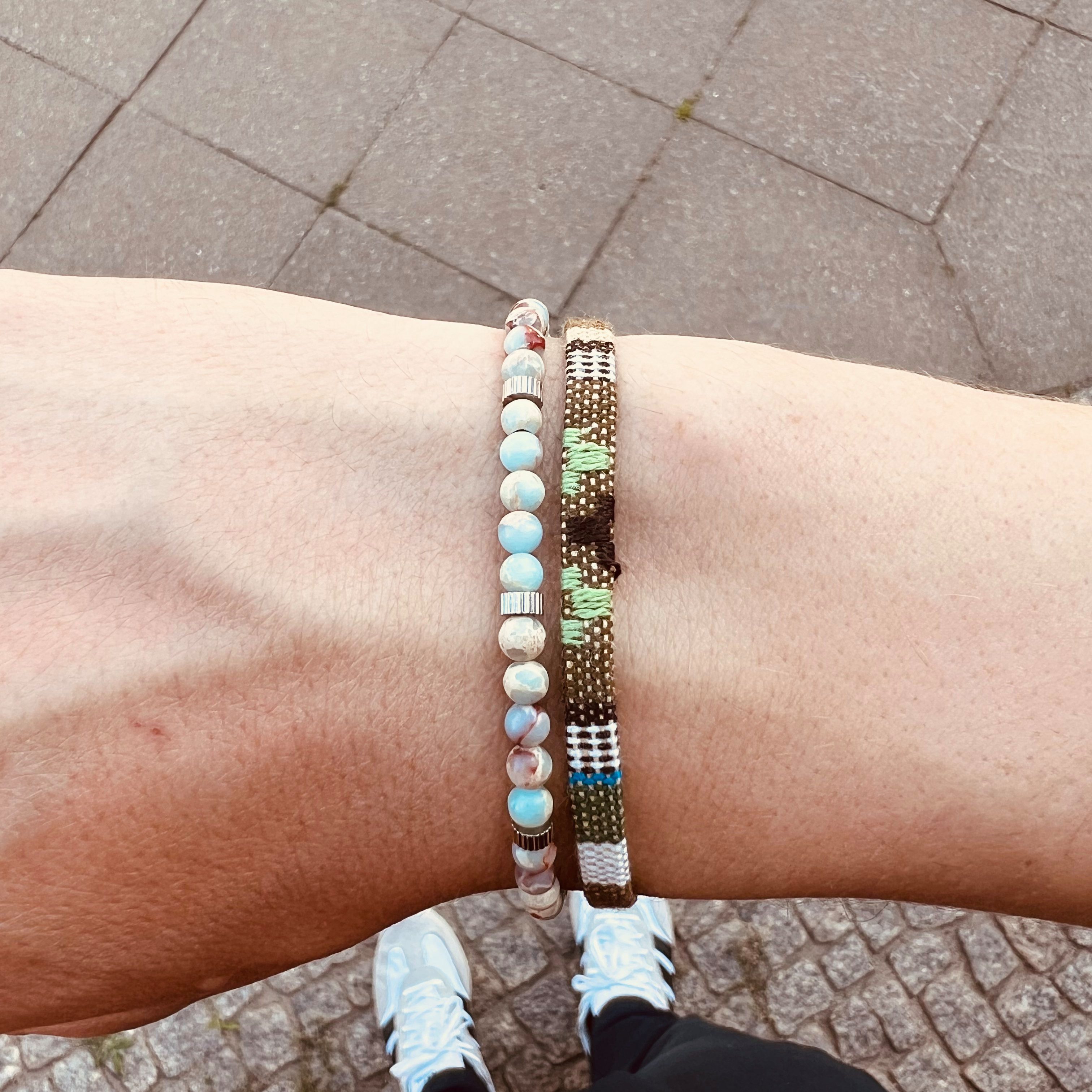 Made by Nami Armband Set Armband Herren Damen bunt mit verschiedenen Armbändern, aus Stoff und Edelstahl - Schlichtes Design - Wasserfest