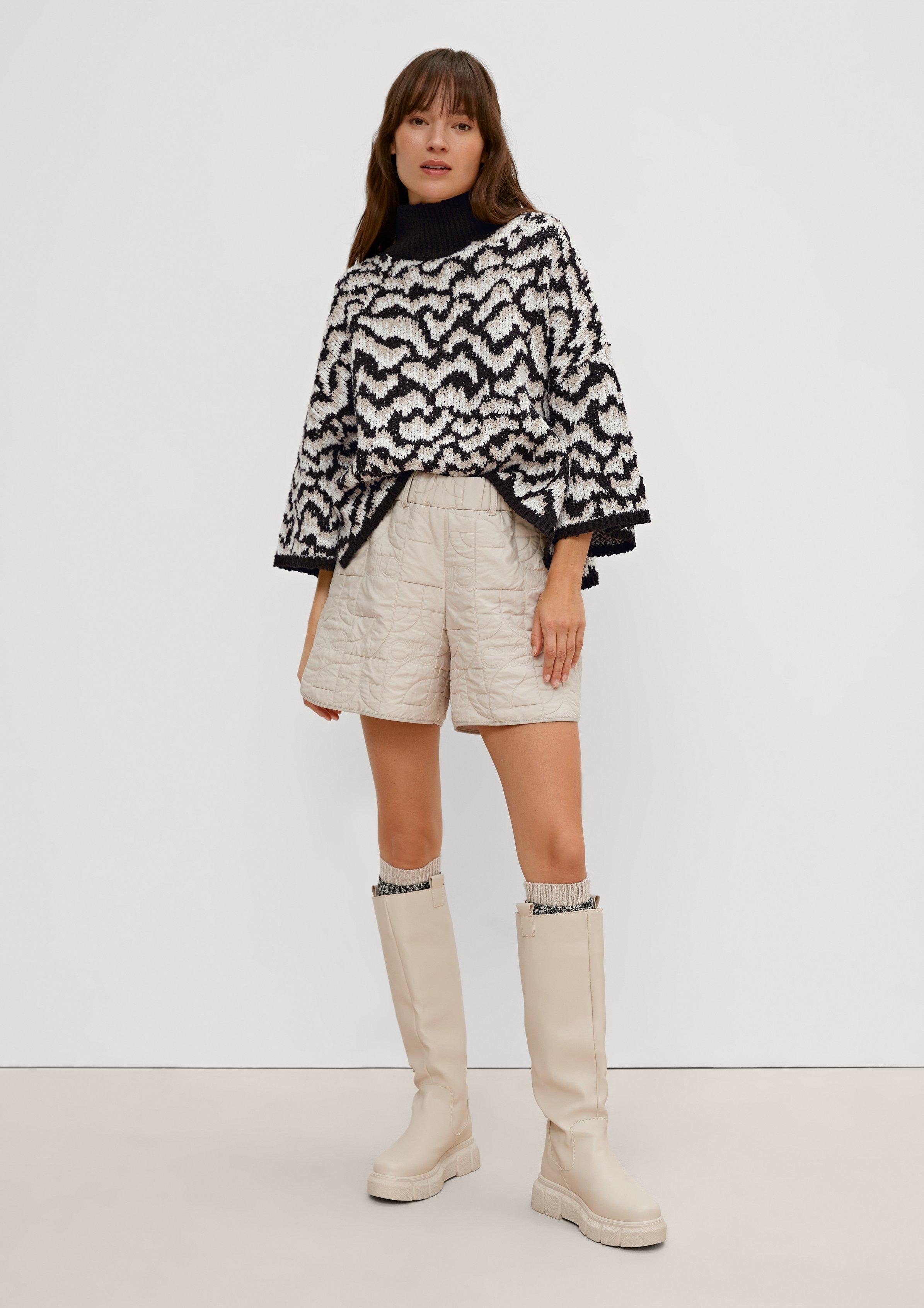 casual mit Poncho comma Schmuckset identity Bouclé-Allovermuster