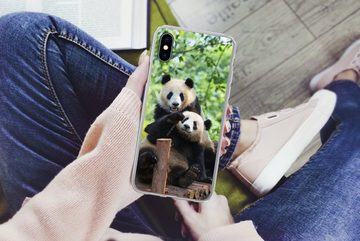 MuchoWow Handyhülle Panda - Brücke - Natur, Handyhülle Apple iPhone Xs, Smartphone-Bumper, Print, Handy