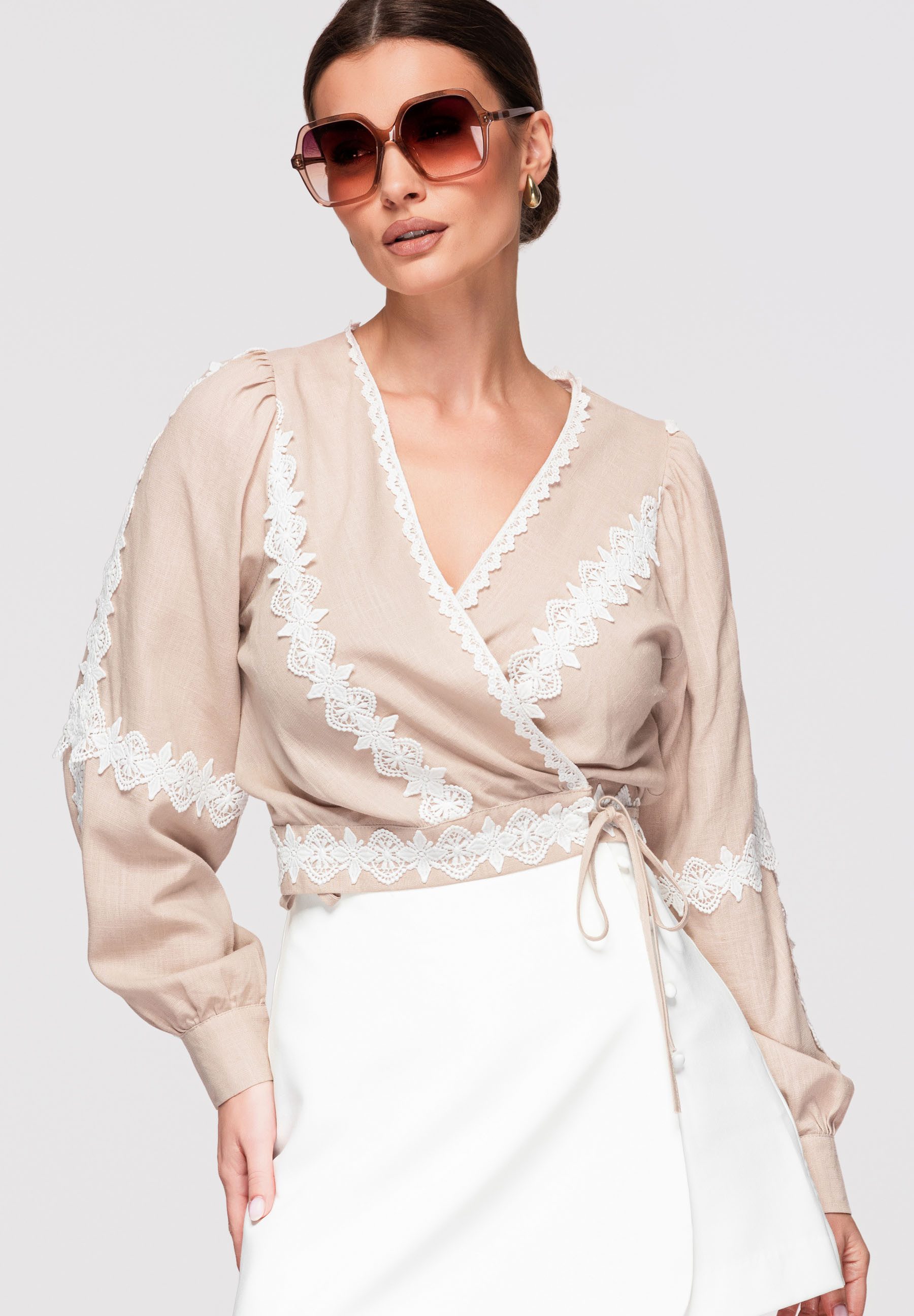 OMBRE Hemdbluse Damen Bluse Wickeldesign Kurz Elegant Beige L (kein Set, 1-tlg) Wickeldesign, tailliert