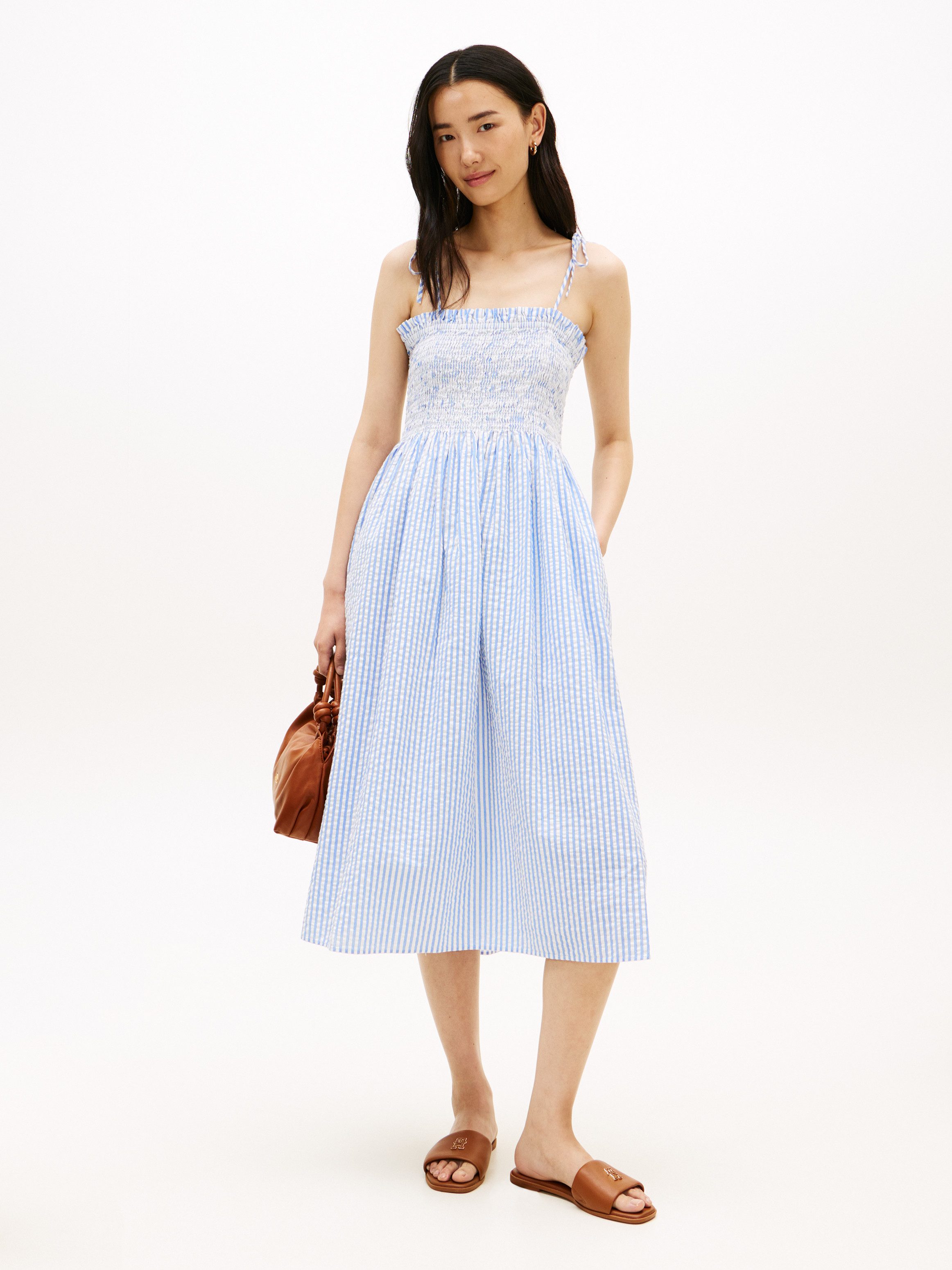Tommy Hilfiger Sommerkleid SWIMSHOP SEERSUCKER SMOCKED DRS mit schmalen Trägern zum Binden, Midi-Länge